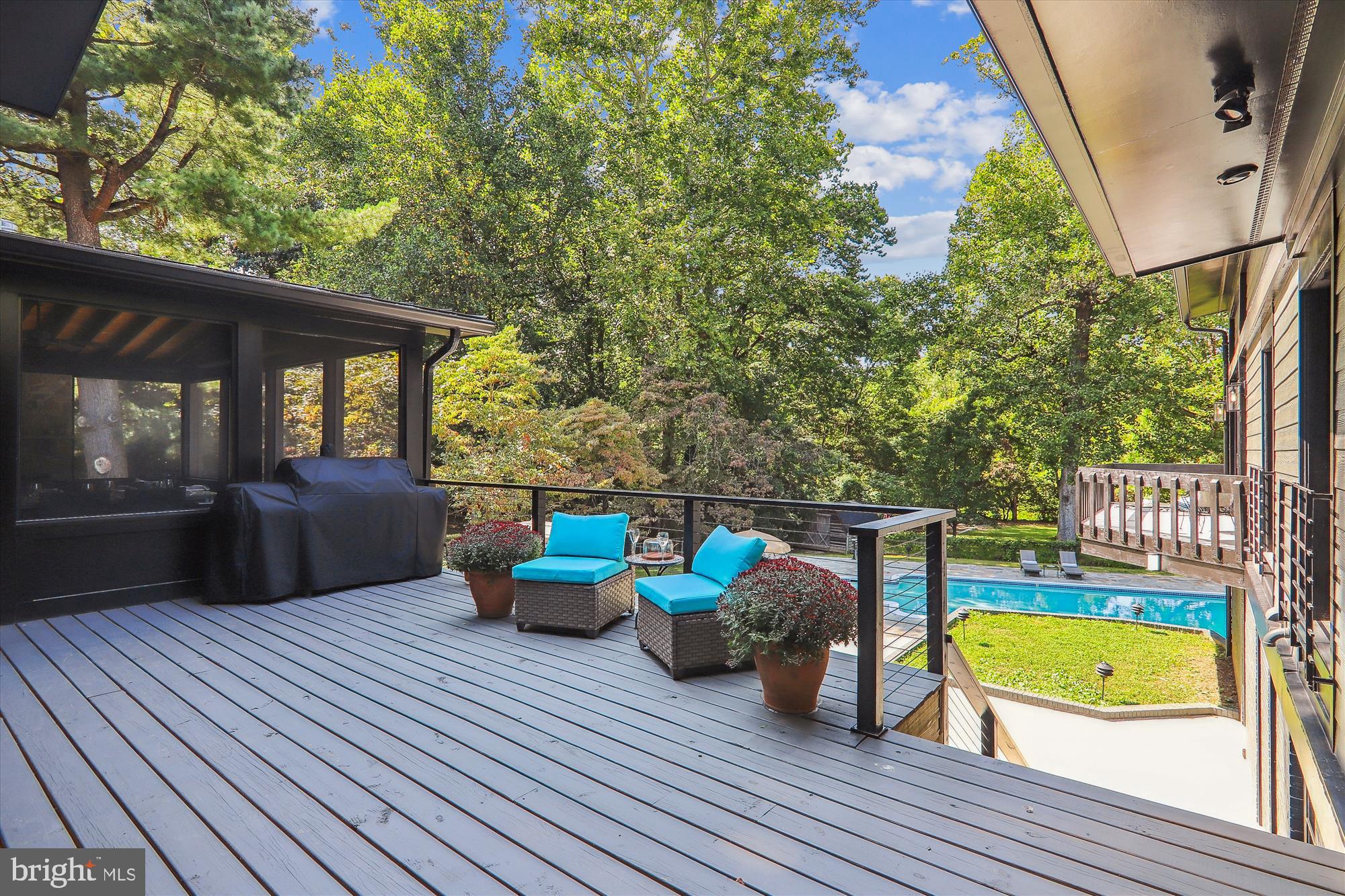 BANNOCKBURN ESTATES - Residential