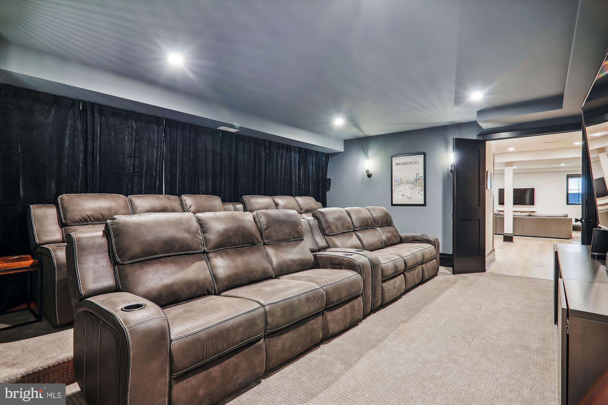 BANNOCKBURN ESTATES - Residential