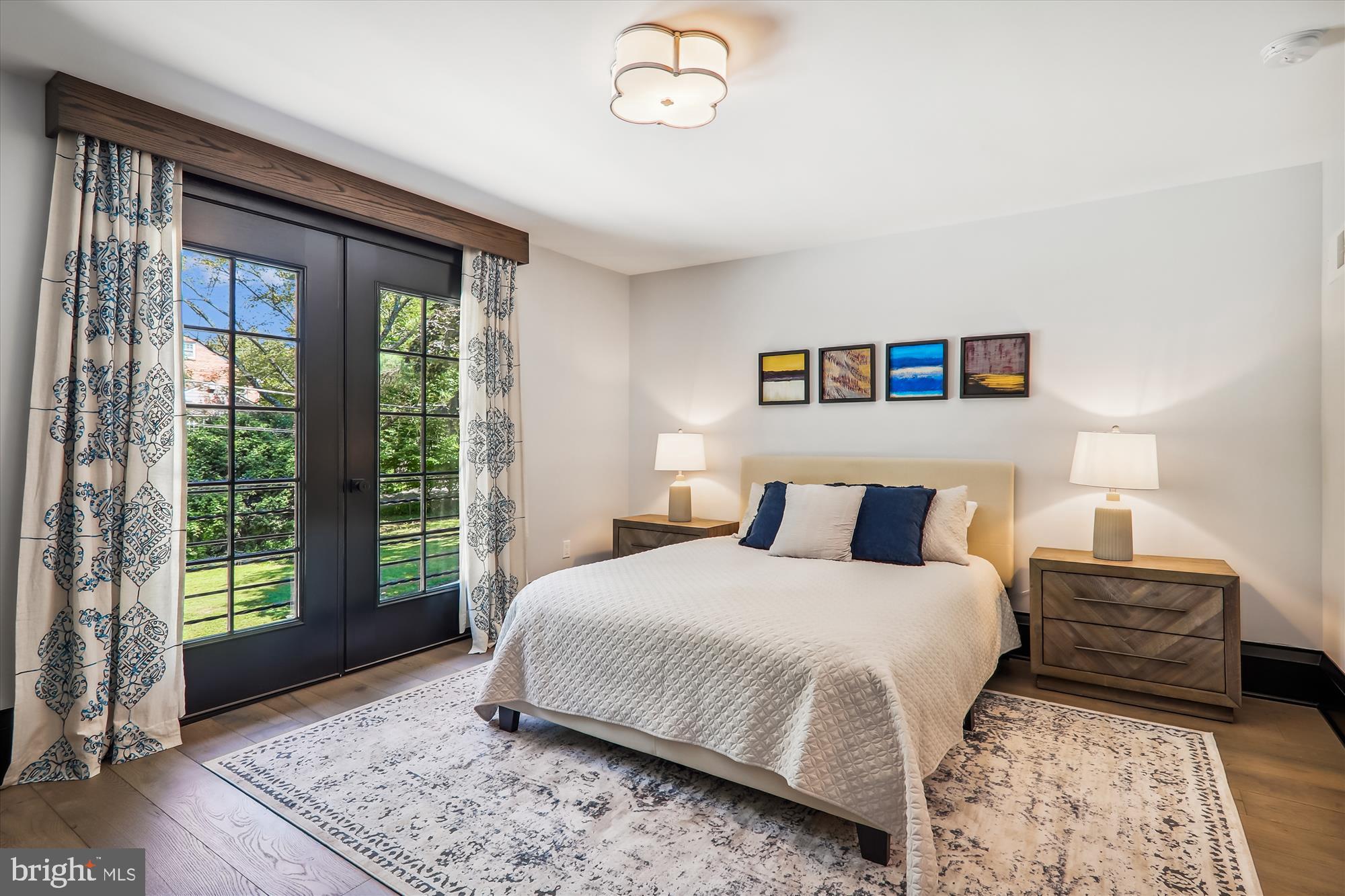 BANNOCKBURN ESTATES - Residential