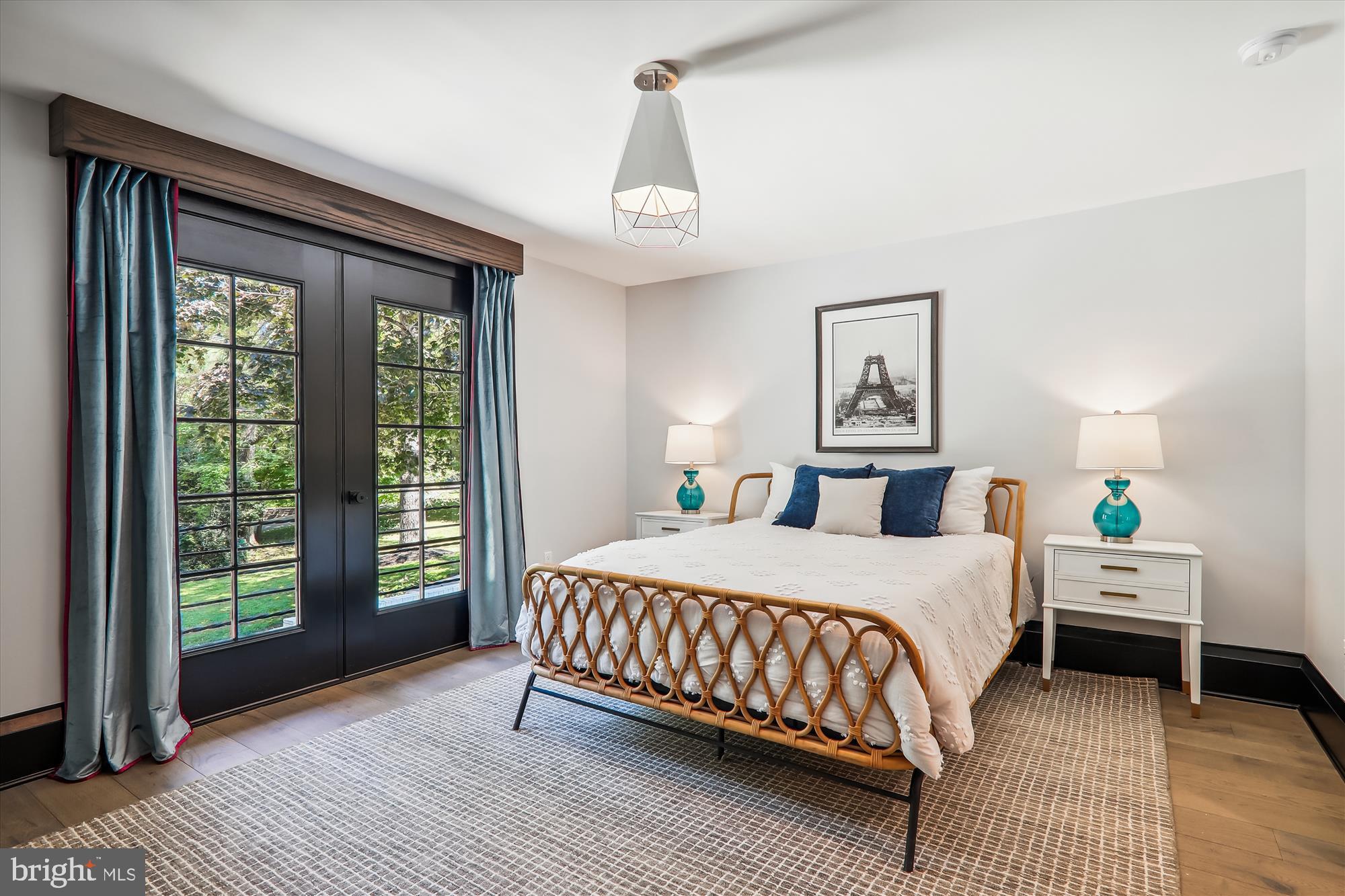 BANNOCKBURN ESTATES - Residential