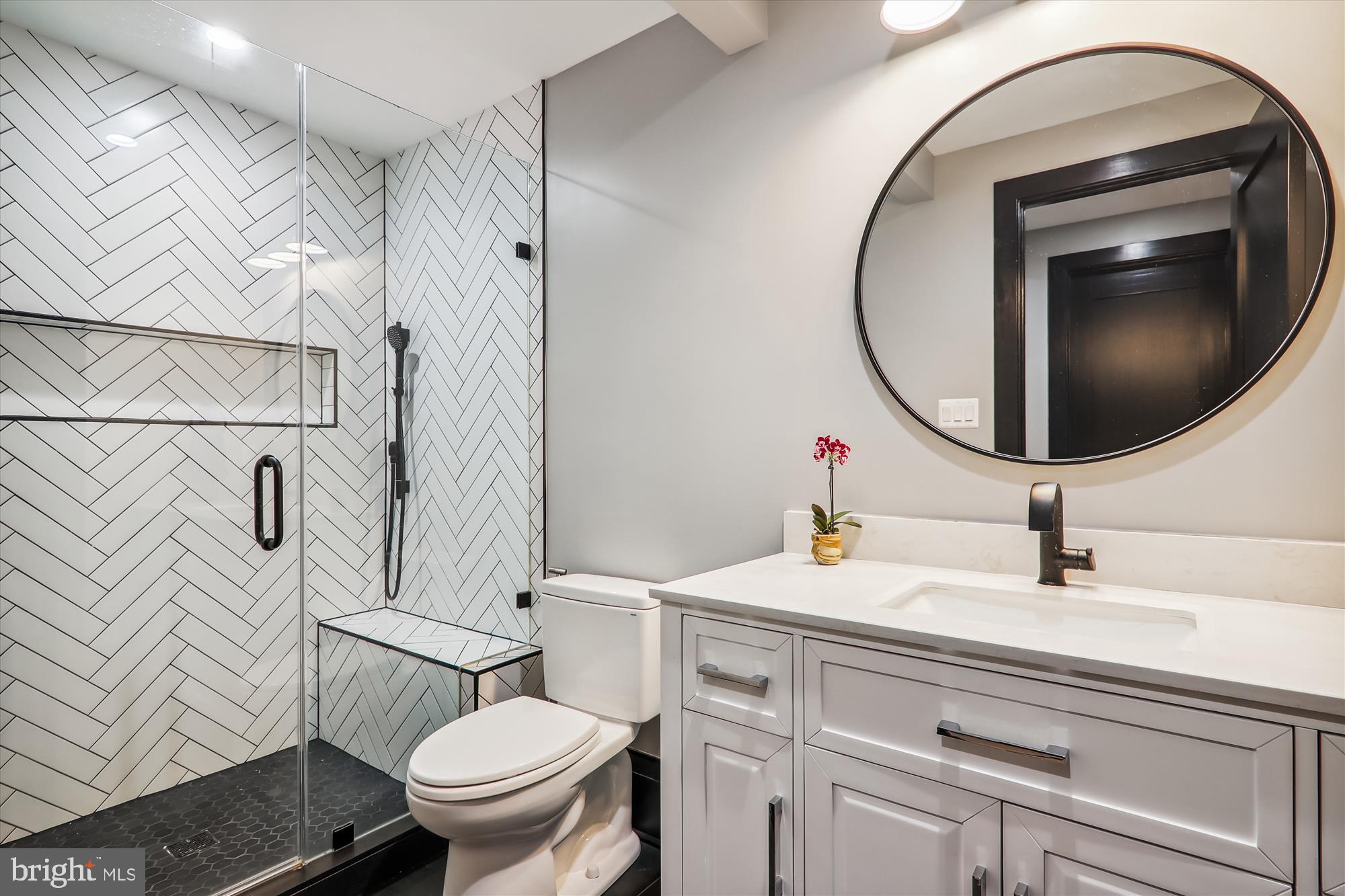 BANNOCKBURN ESTATES - Residential