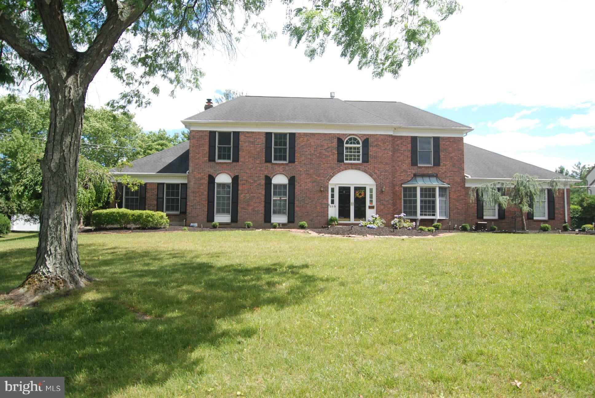 255 PINTAIL COURT