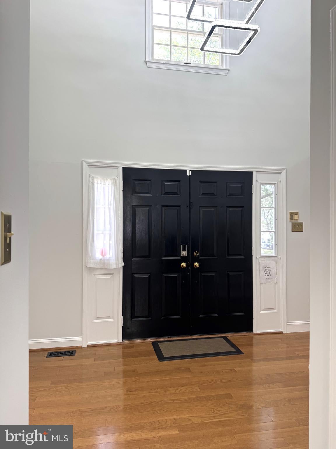 255 PINTAIL COURT