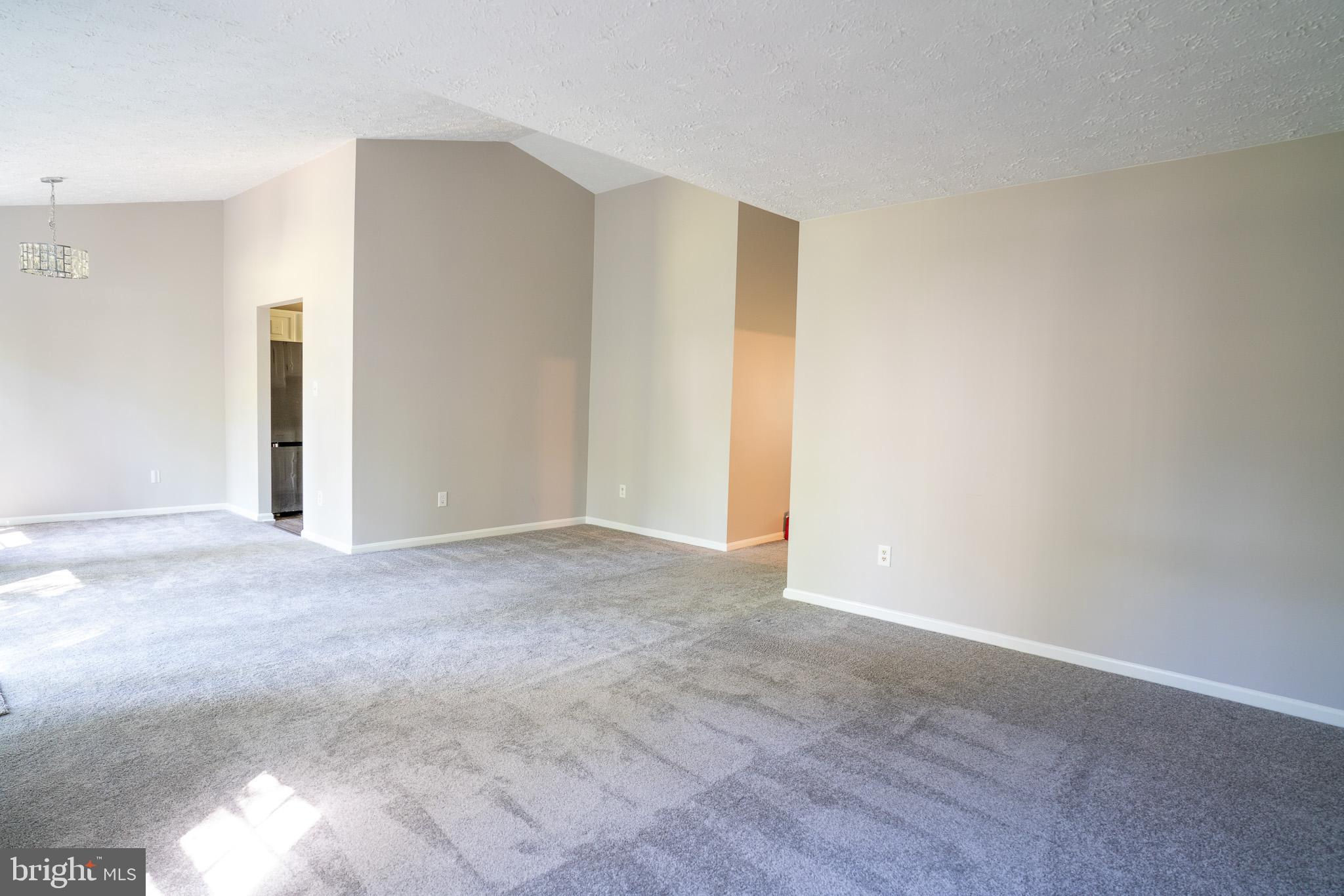 SENTRY WOODS - Residential