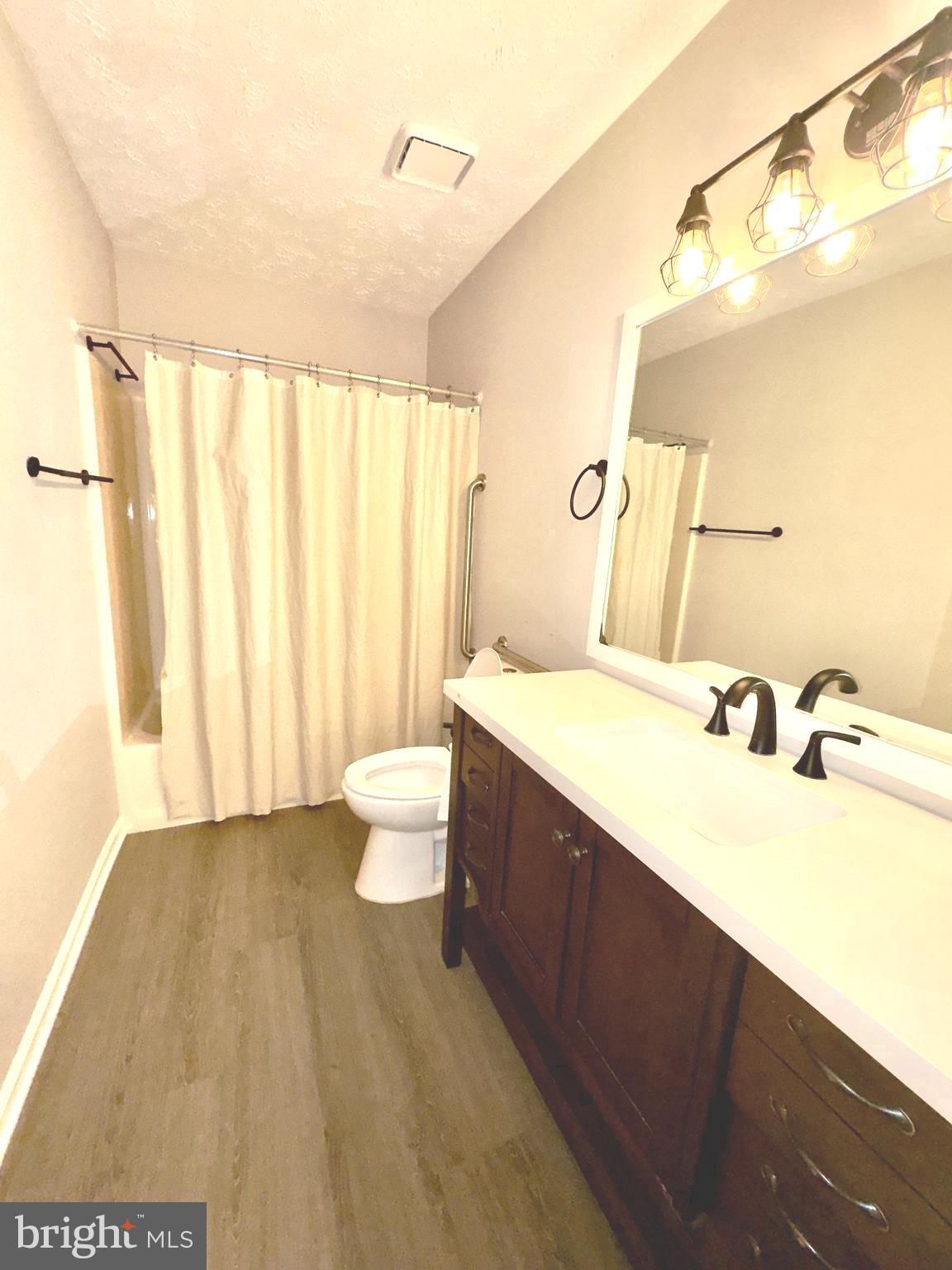 SENTRY WOODS - Residential