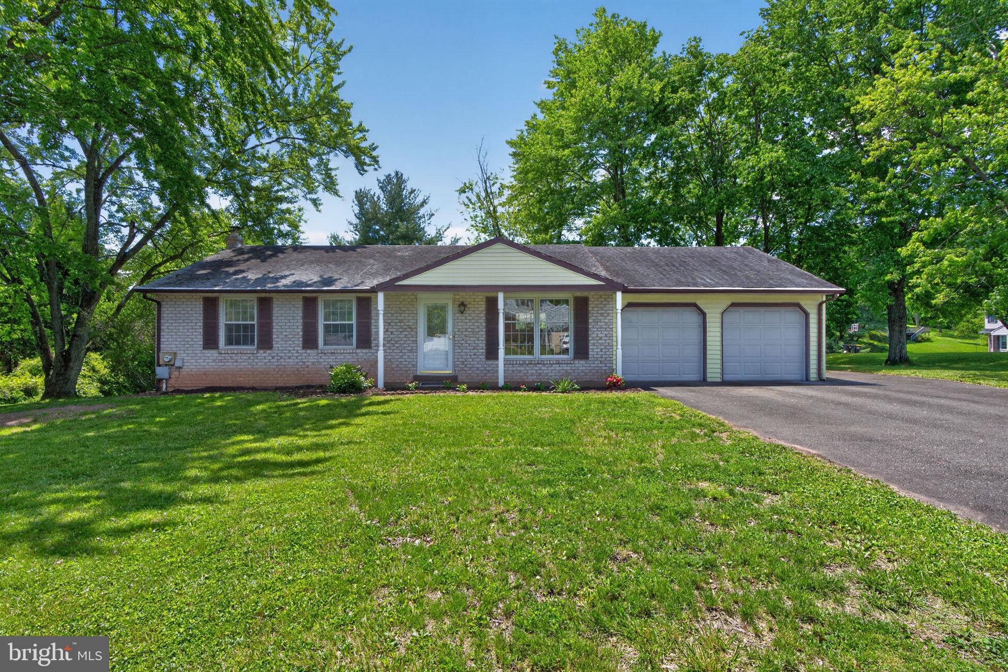 1155 GRANDVIEW CIRCLE