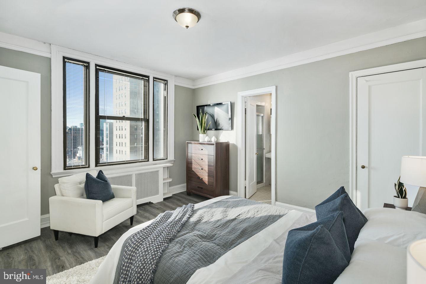 RITTENHOUSE SQUARE - Residential Lease