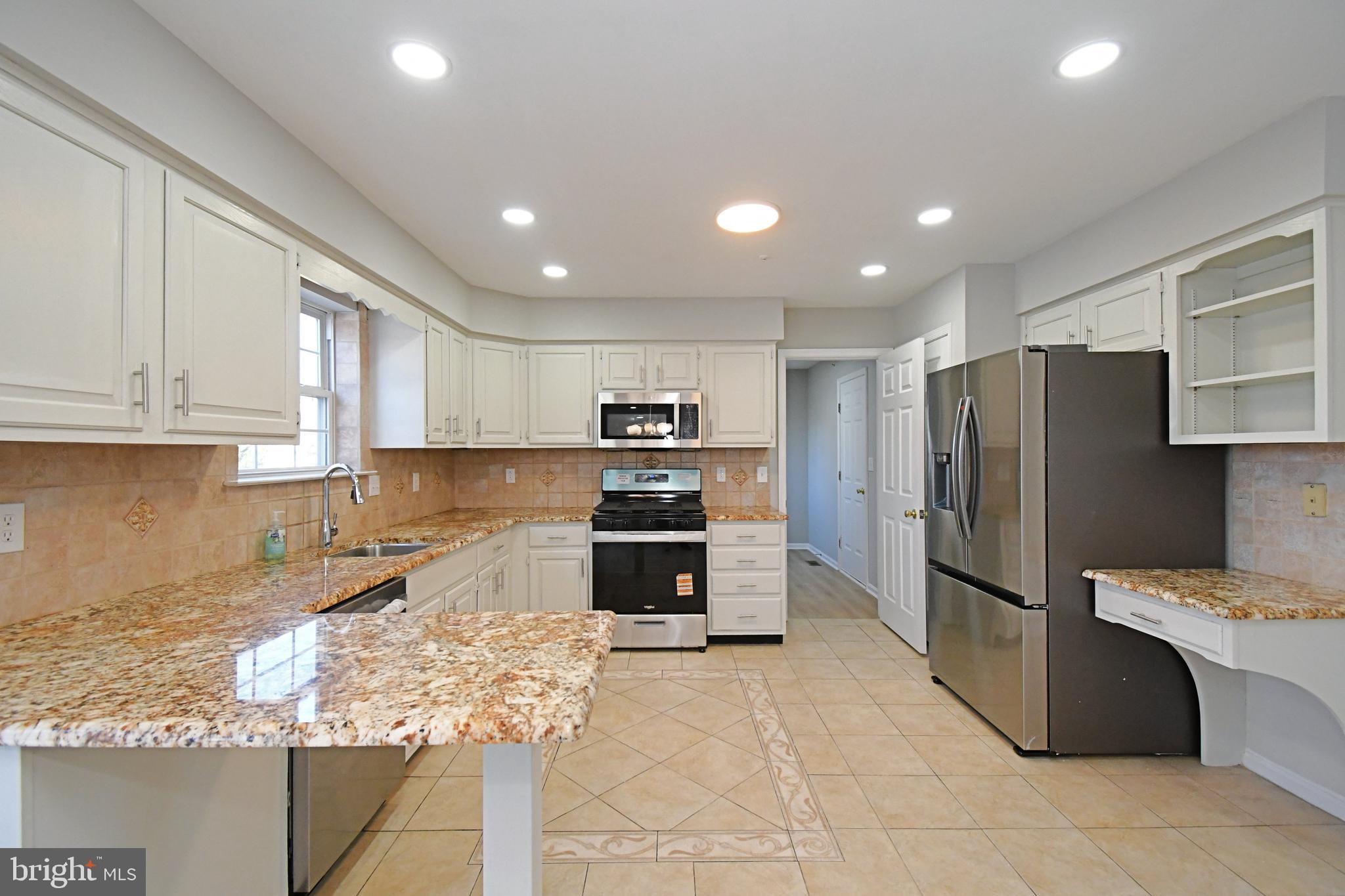 HAMMERSMITH FARM - Residential