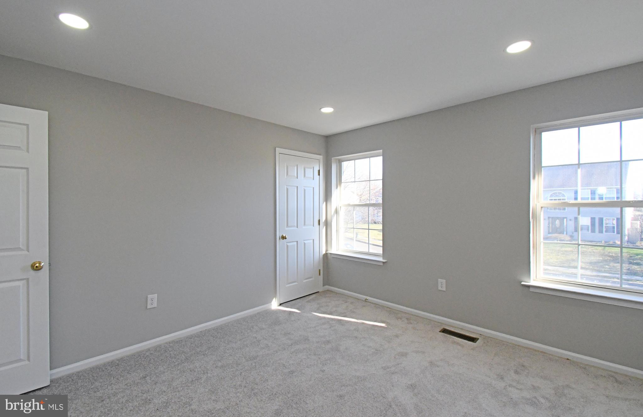 HAMMERSMITH FARM - Residential