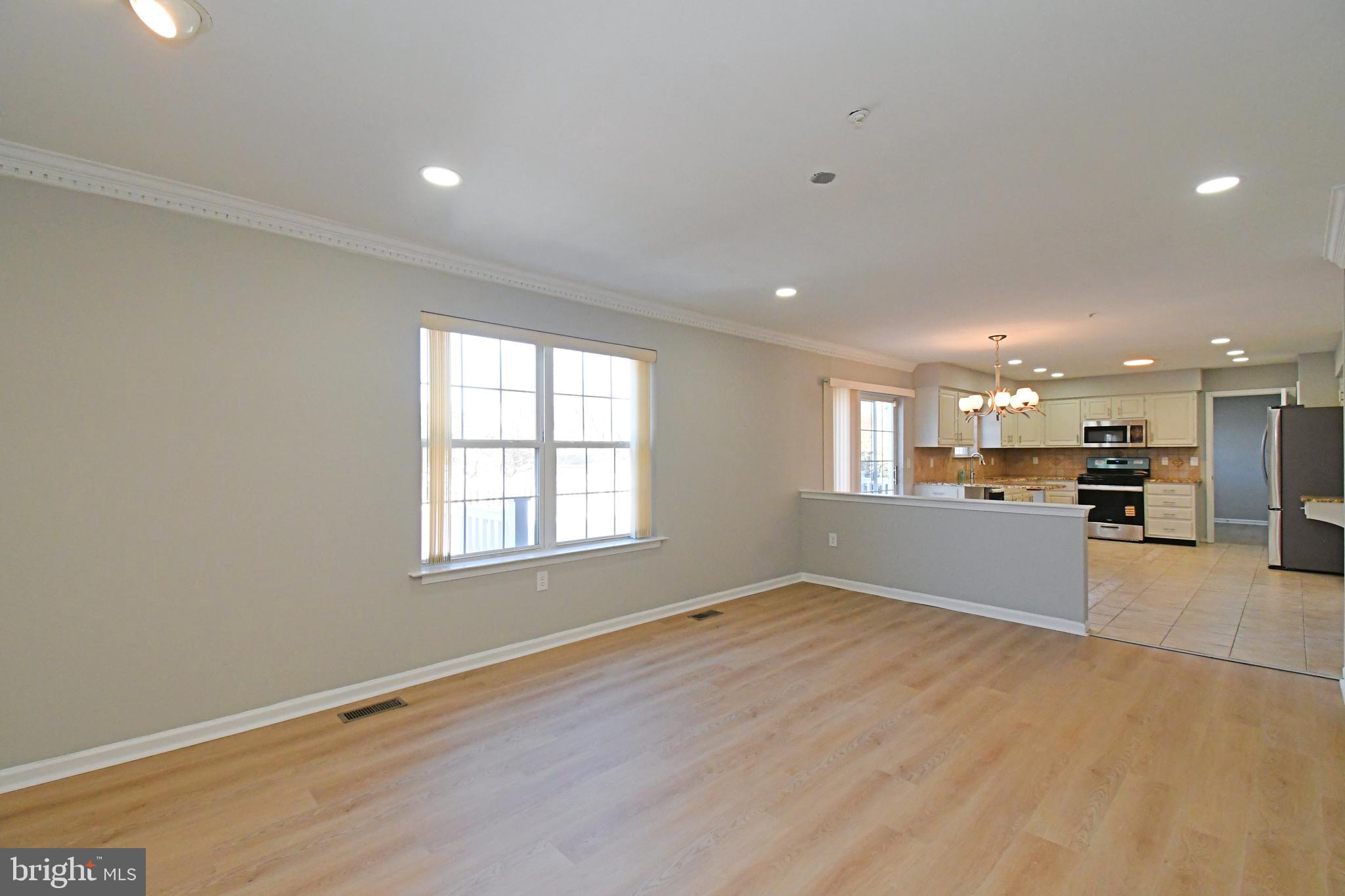 HAMMERSMITH FARM - Residential