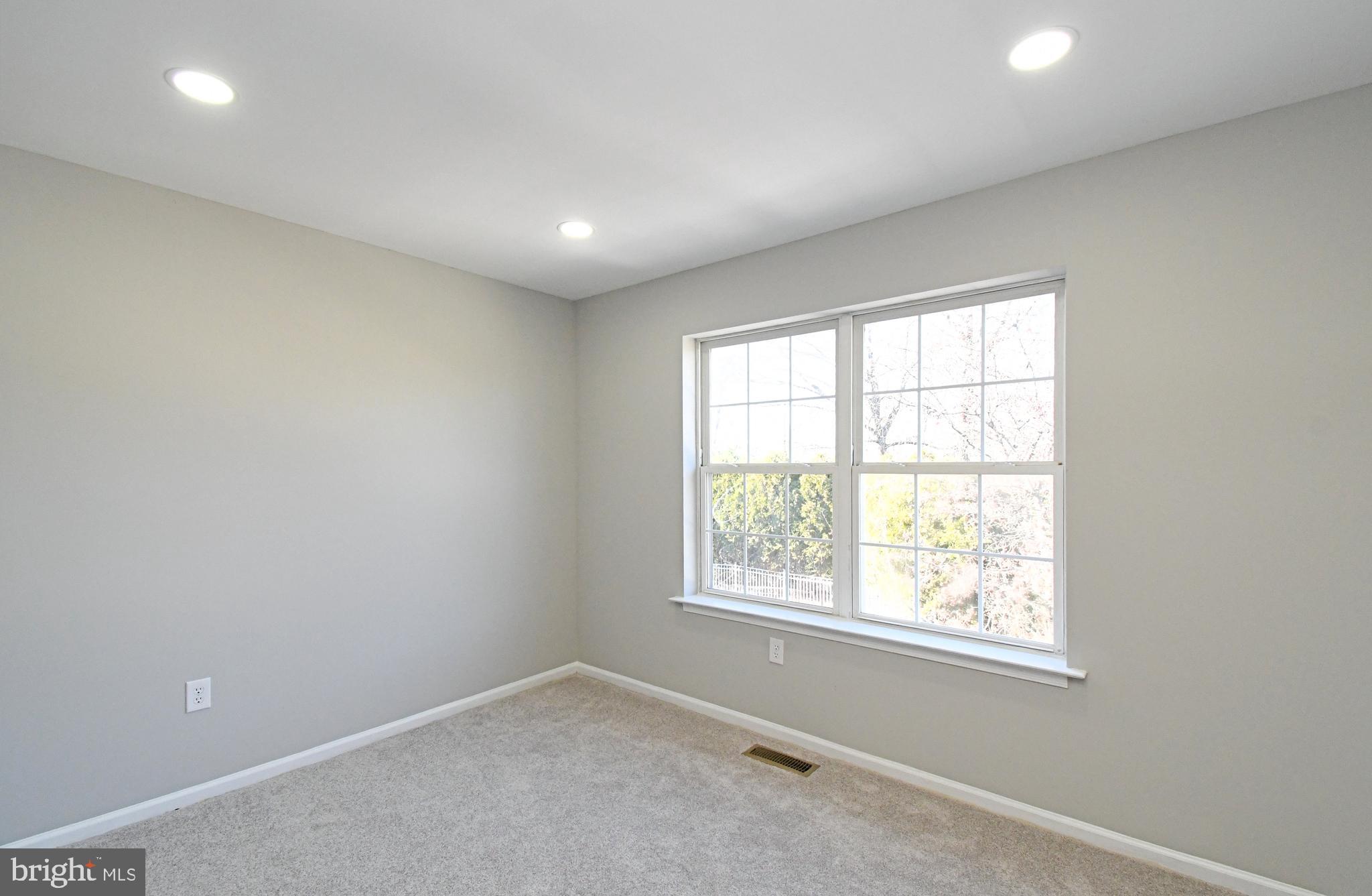 HAMMERSMITH FARM - Residential