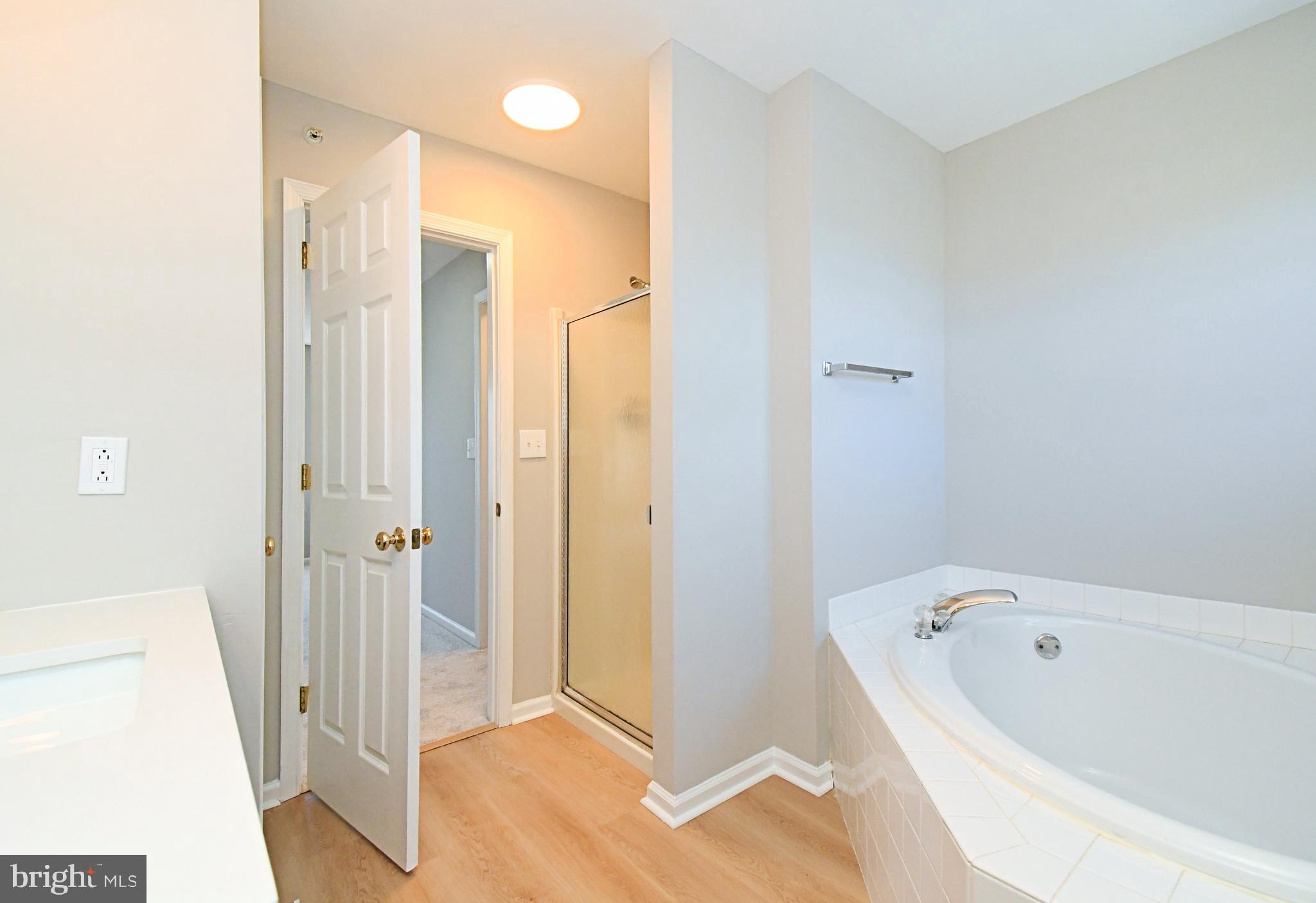 HAMMERSMITH FARM - Residential