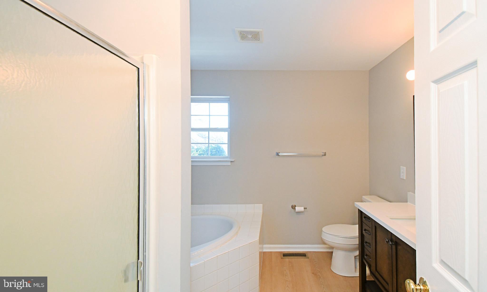 HAMMERSMITH FARM - Residential