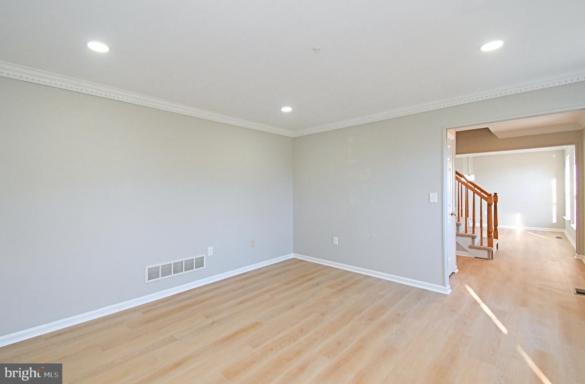 HAMMERSMITH FARM - Residential