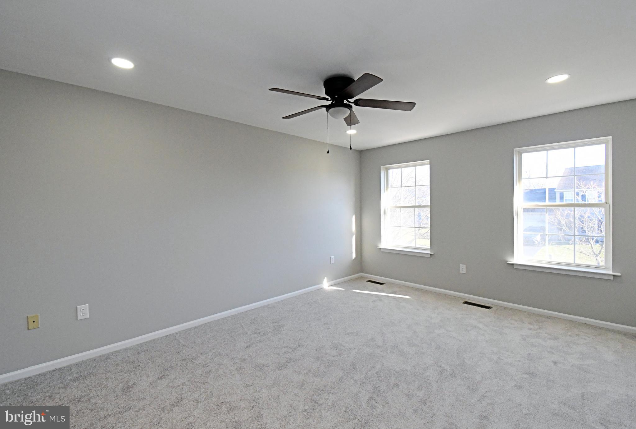 HAMMERSMITH FARM - Residential