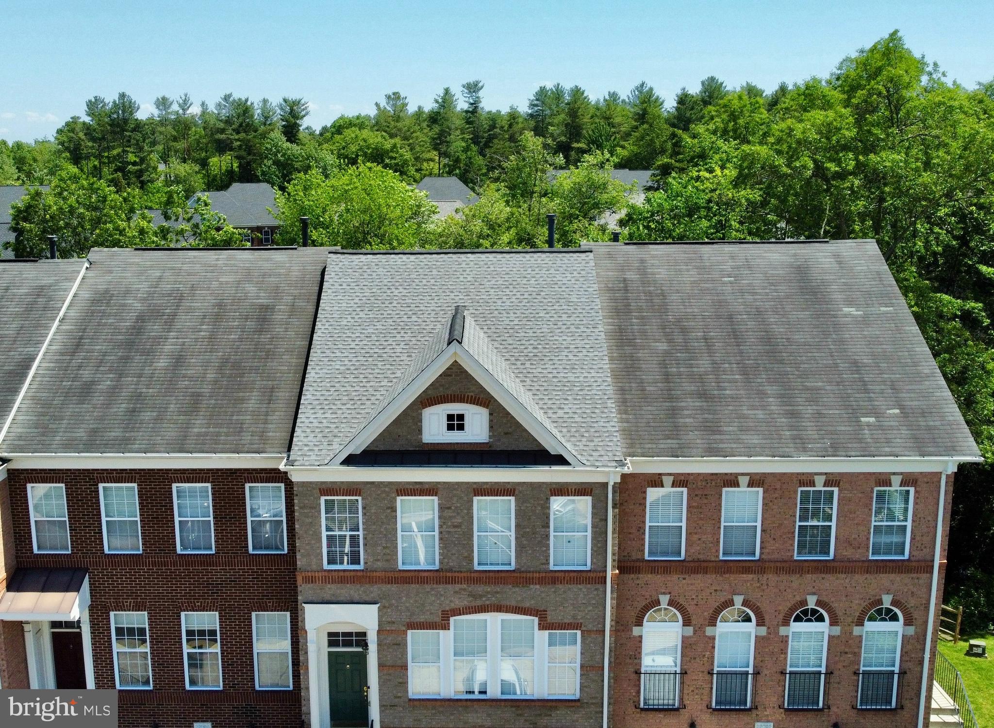 BROADLANDS SOUTH - Residential