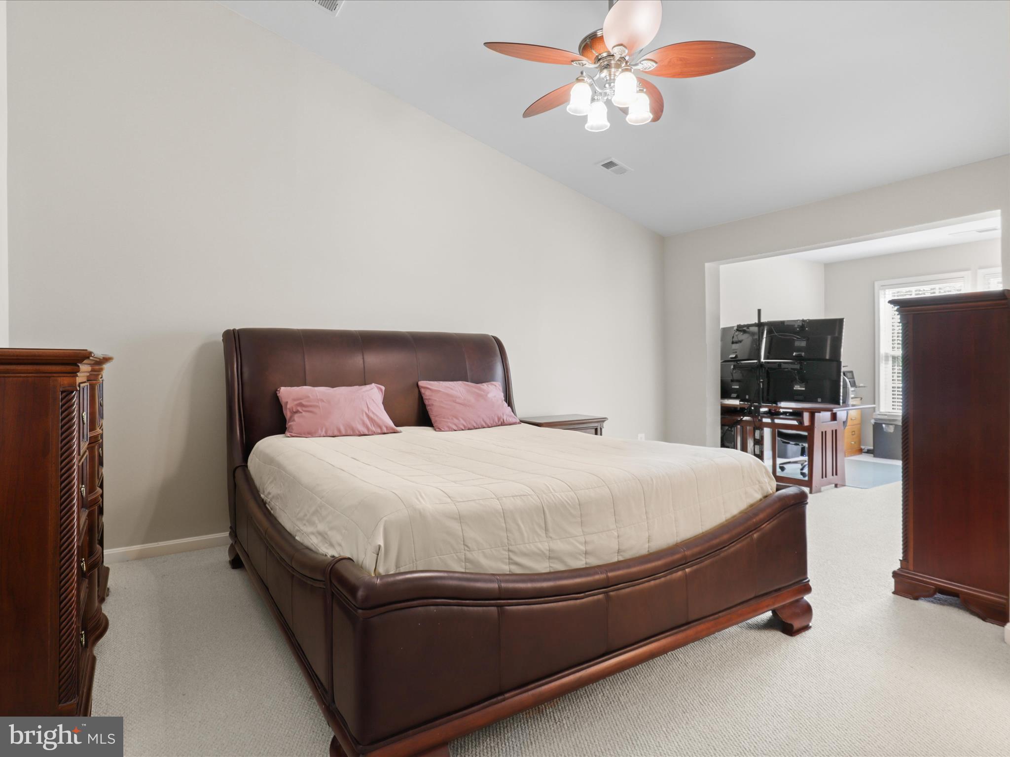 BROADLANDS SOUTH - Residential