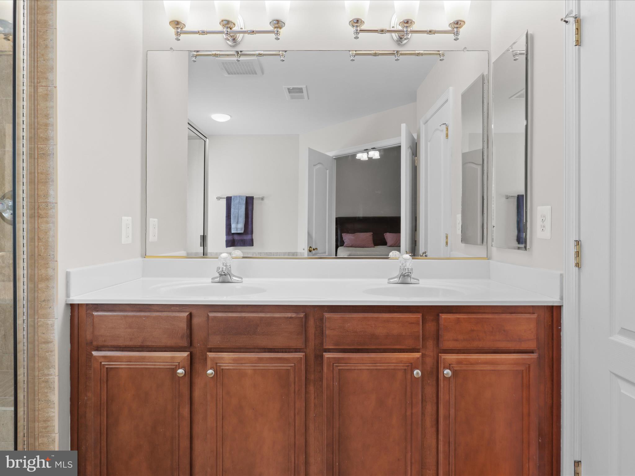 BROADLANDS SOUTH - Residential