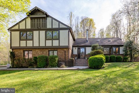 Photo of 10000 Landrum Road, SPOTSYLVANIA, VA 22553 (MLS # VASP2040774)