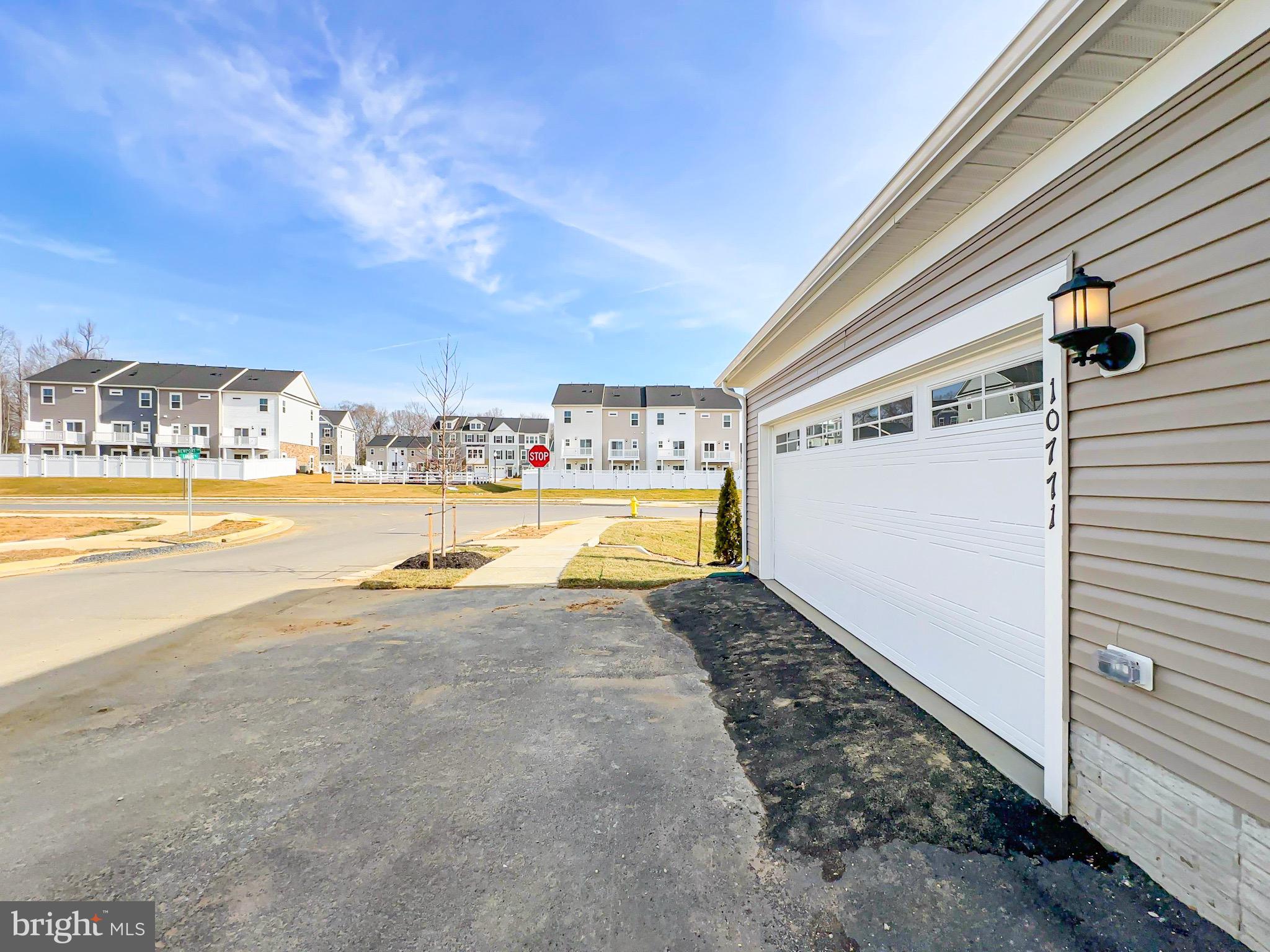 WHITE PLAINS - Residential