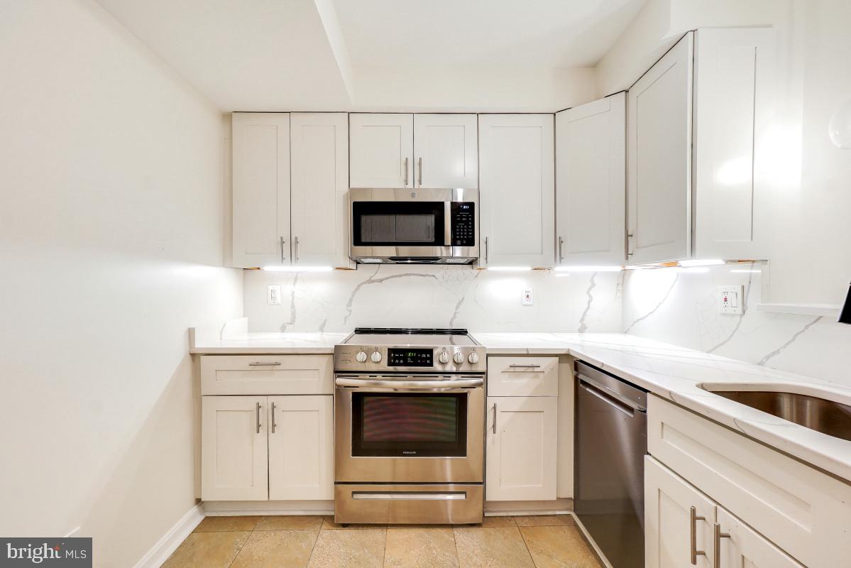 1715 15TH NW 15