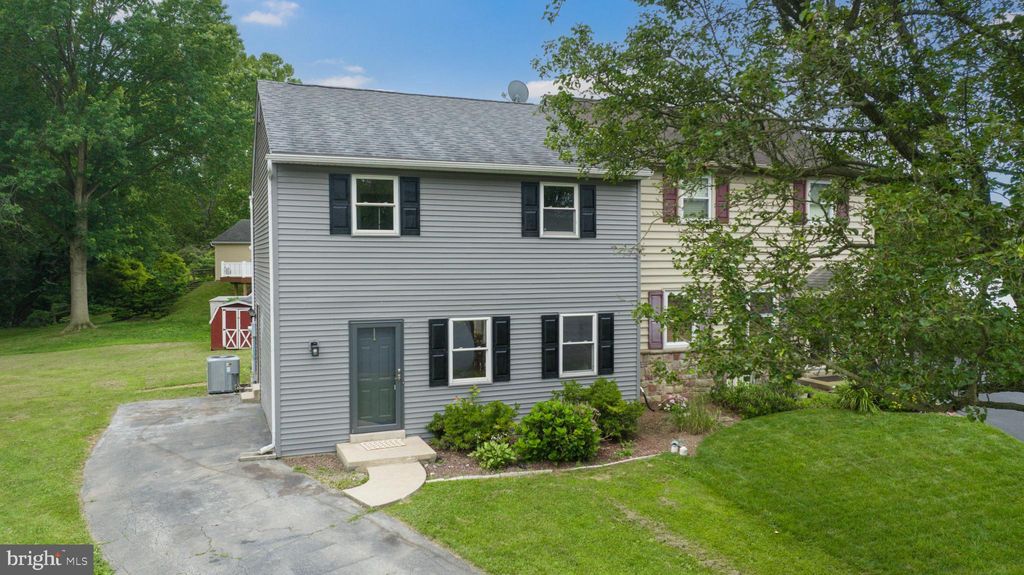 Photo of 454 Coreopsis Drive, LANCASTER, PA 17602 (MLS # PALA2072656)