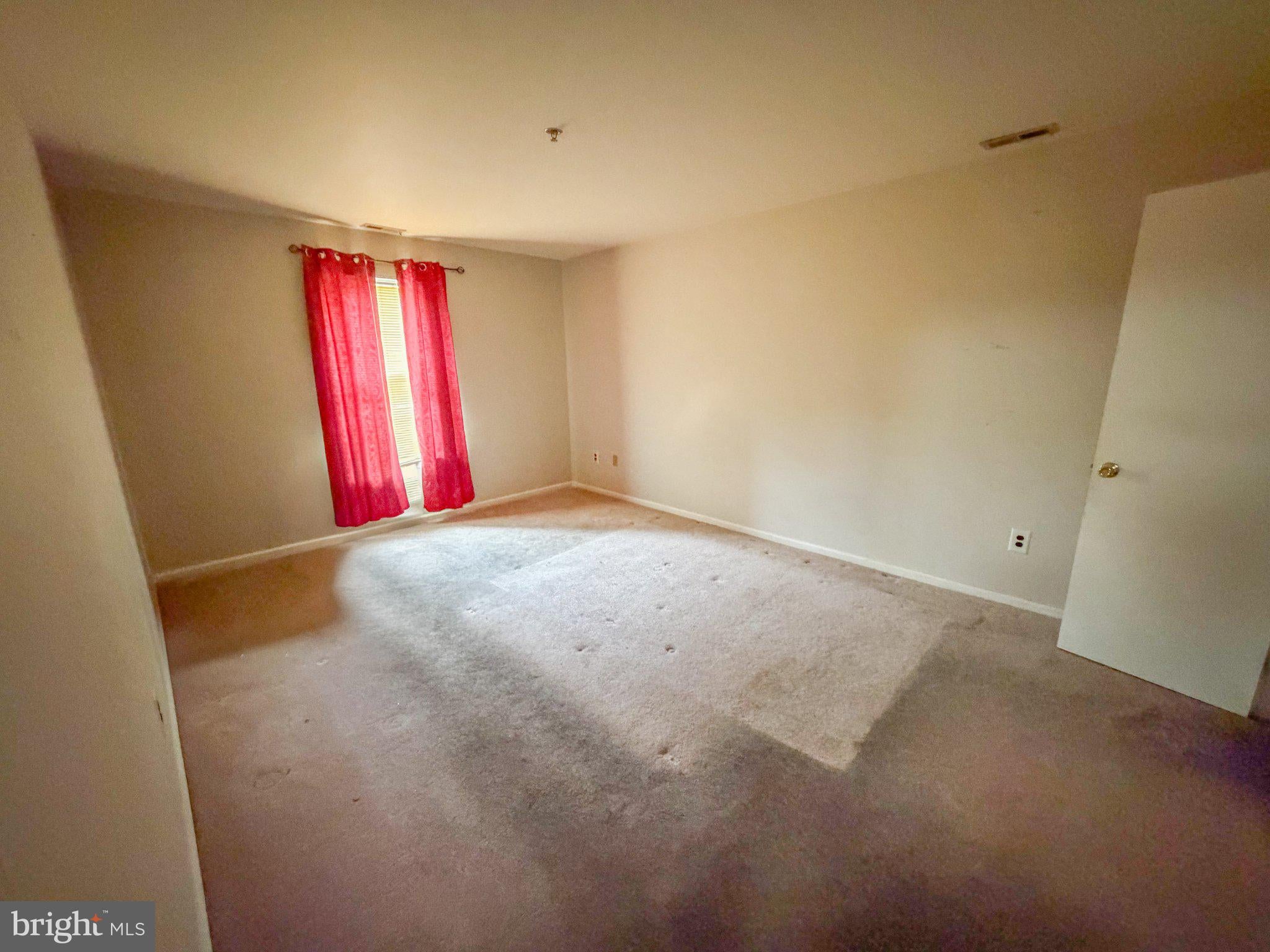 1017 WILLINGS WAY