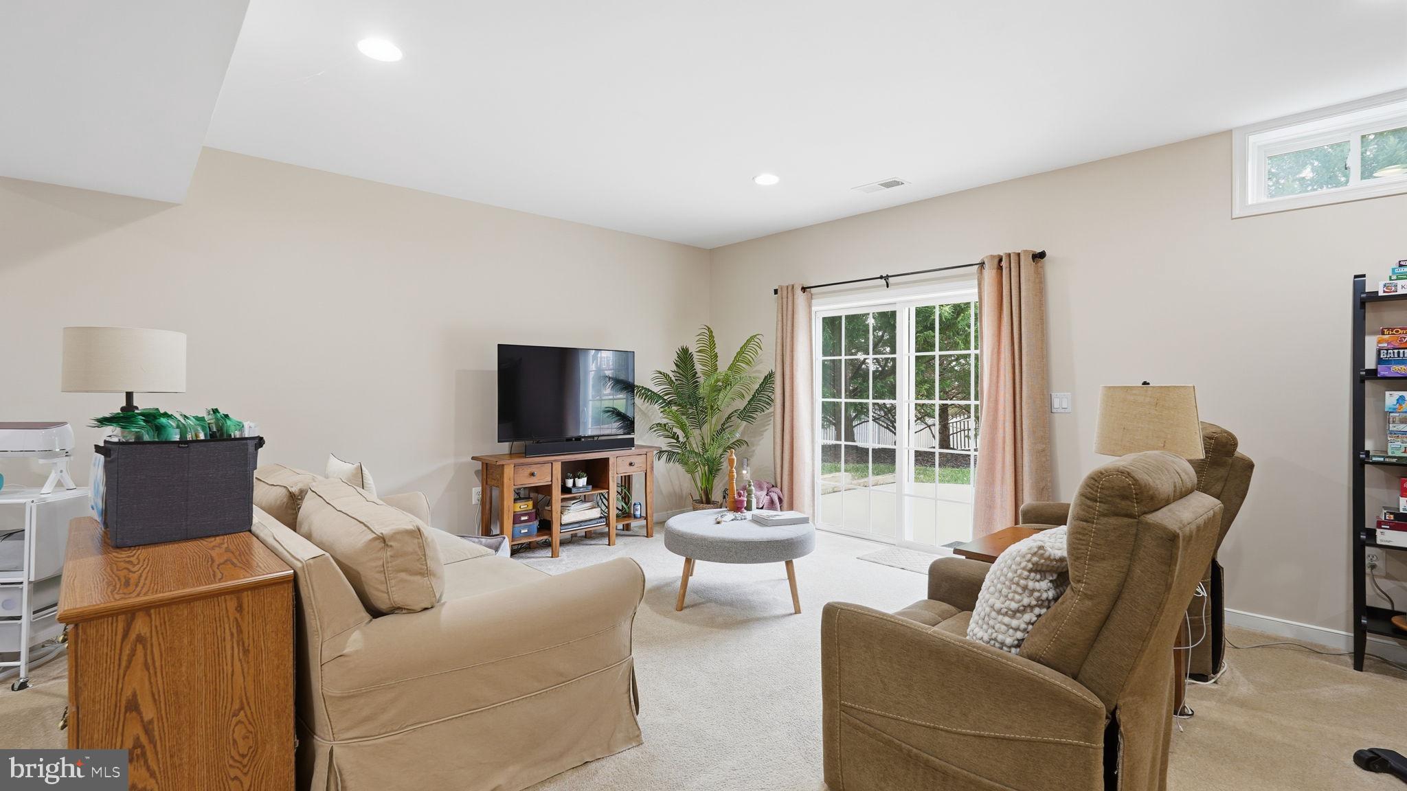 HILLS OF AQUIA - Residential