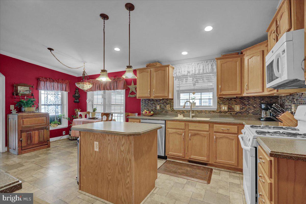 DOUGLASS VILLAGE - Residential