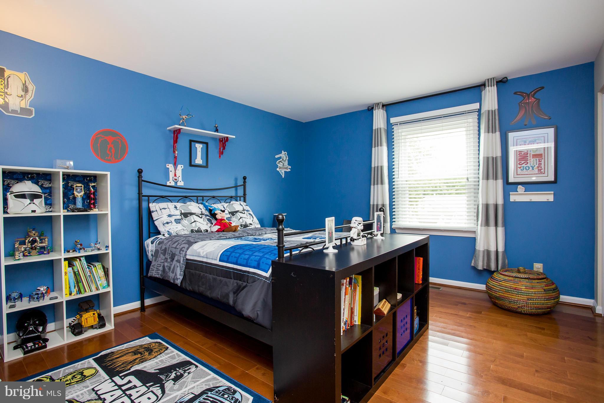 MAPLE GROVE - Residential