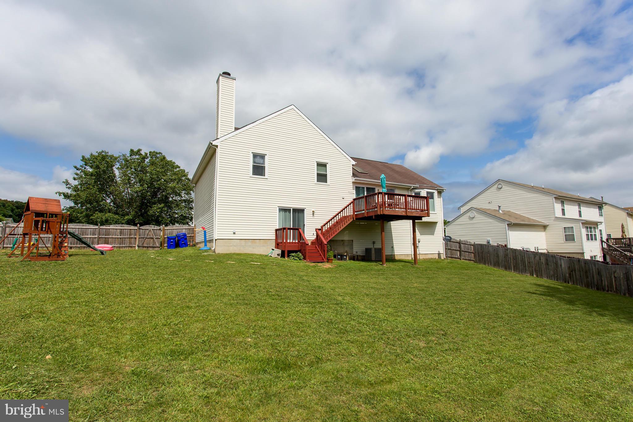 MAPLE GROVE - Residential