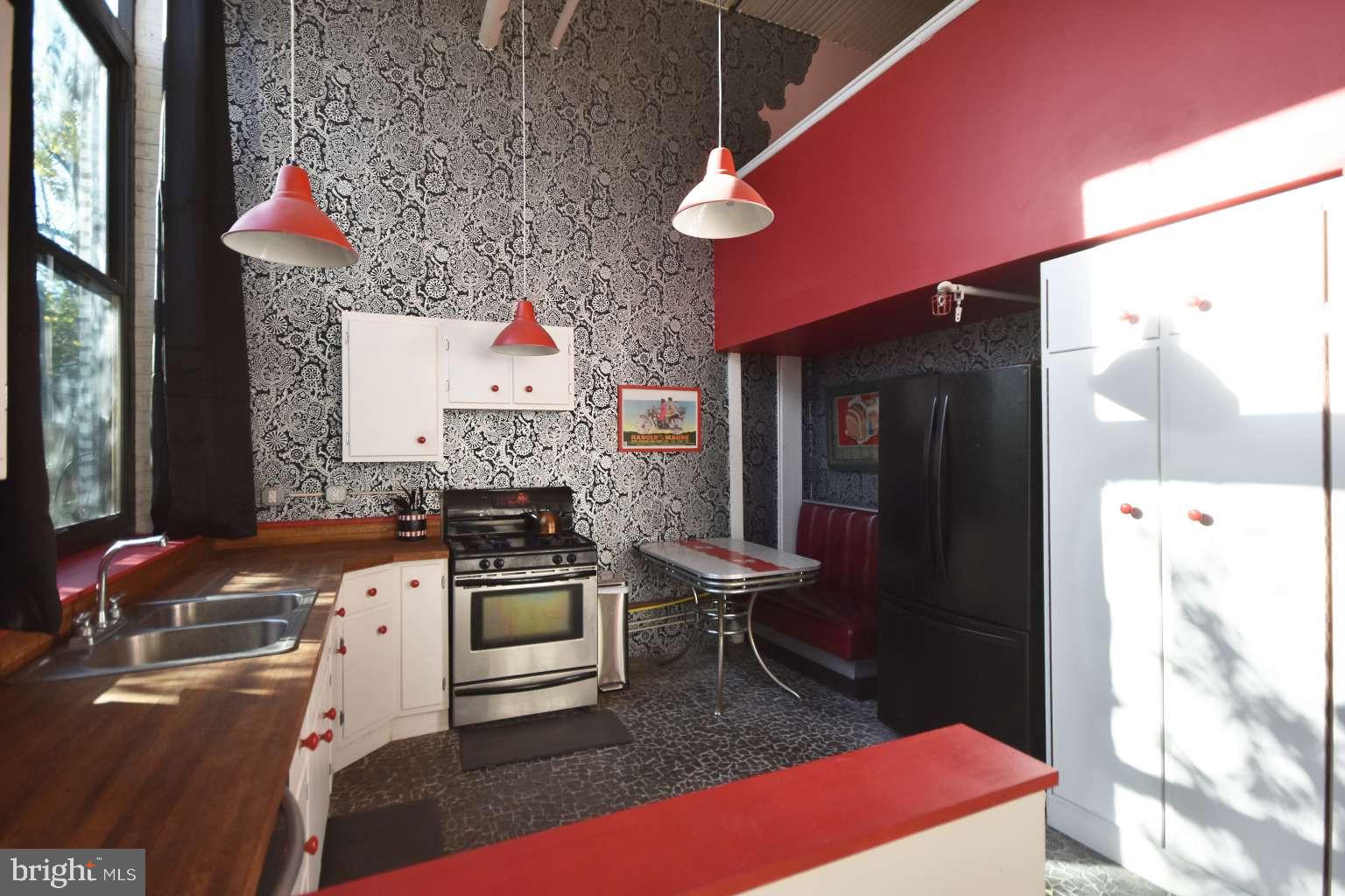 GERMANTOWN - Residential