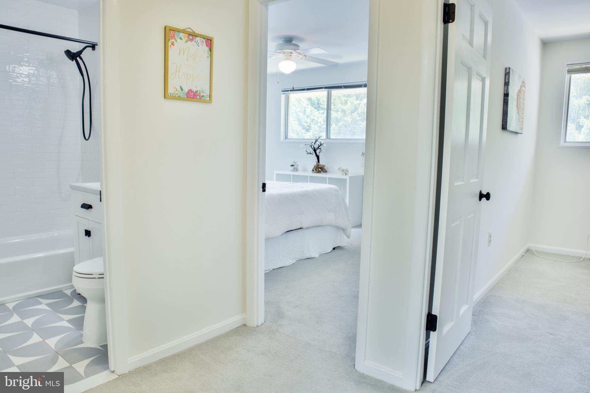 KALMIA LEE CONDO - Residential