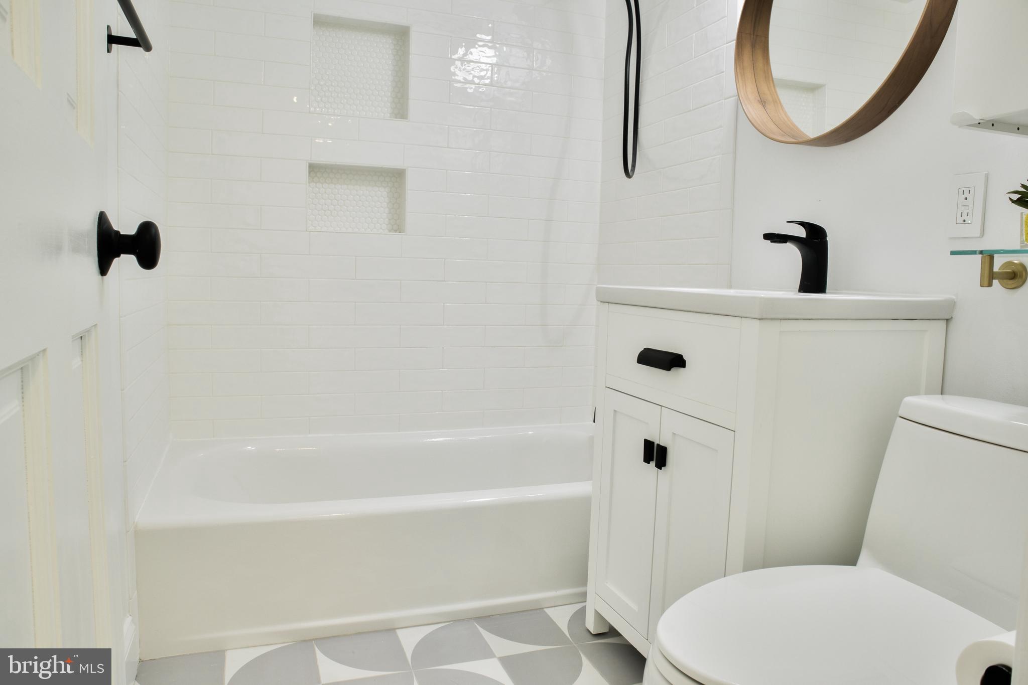 KALMIA LEE CONDO - Residential