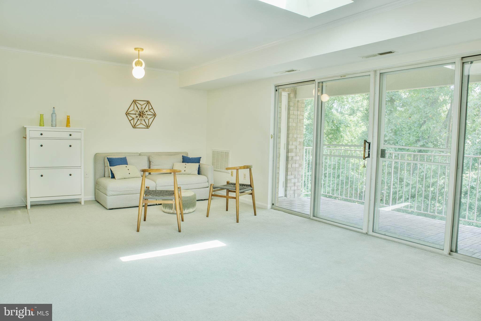 KALMIA LEE CONDO - Residential