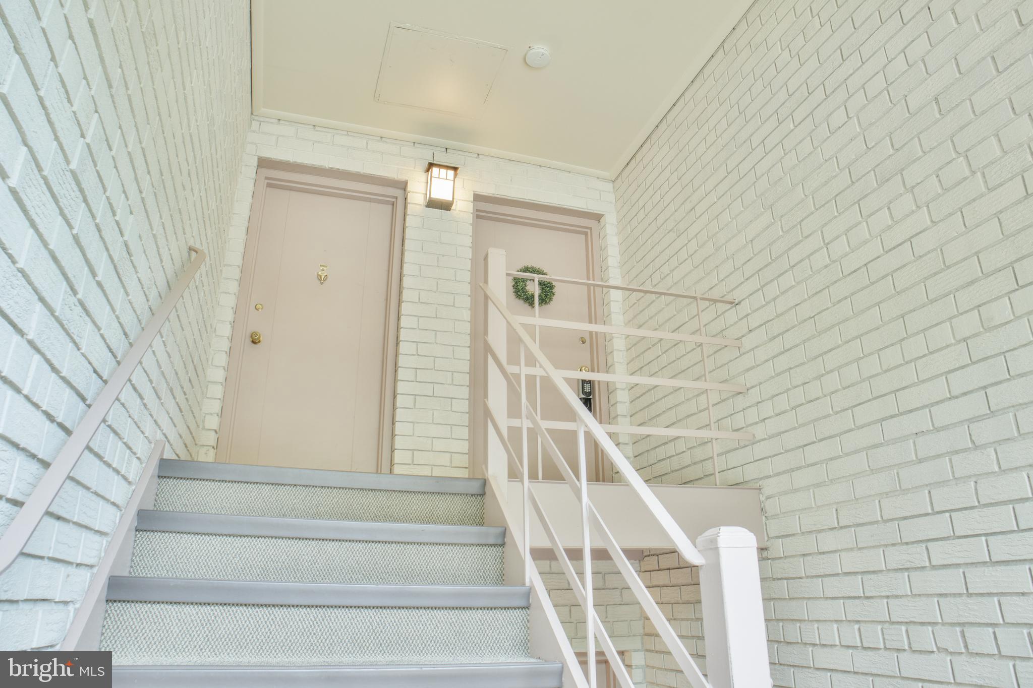 KALMIA LEE CONDO - Residential