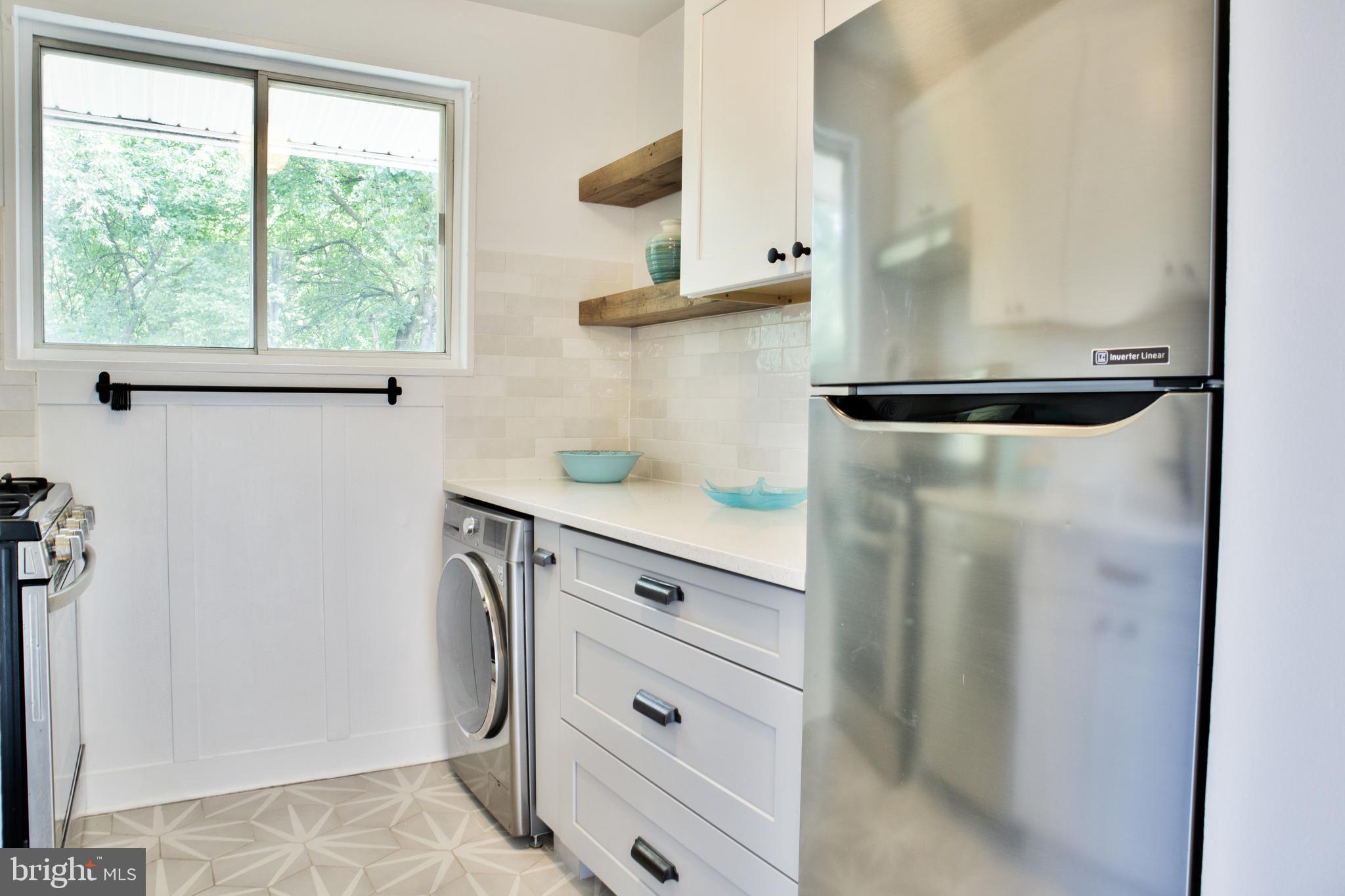 KALMIA LEE CONDO - Residential