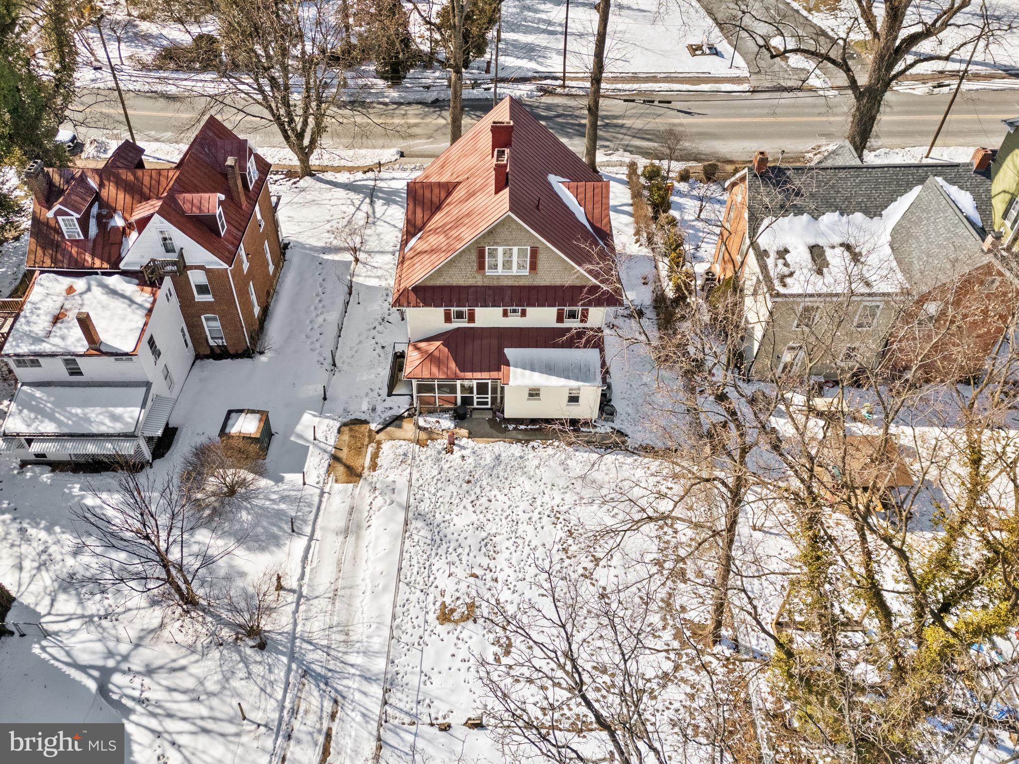 HISTORIC CHARLES TOWN - Residential