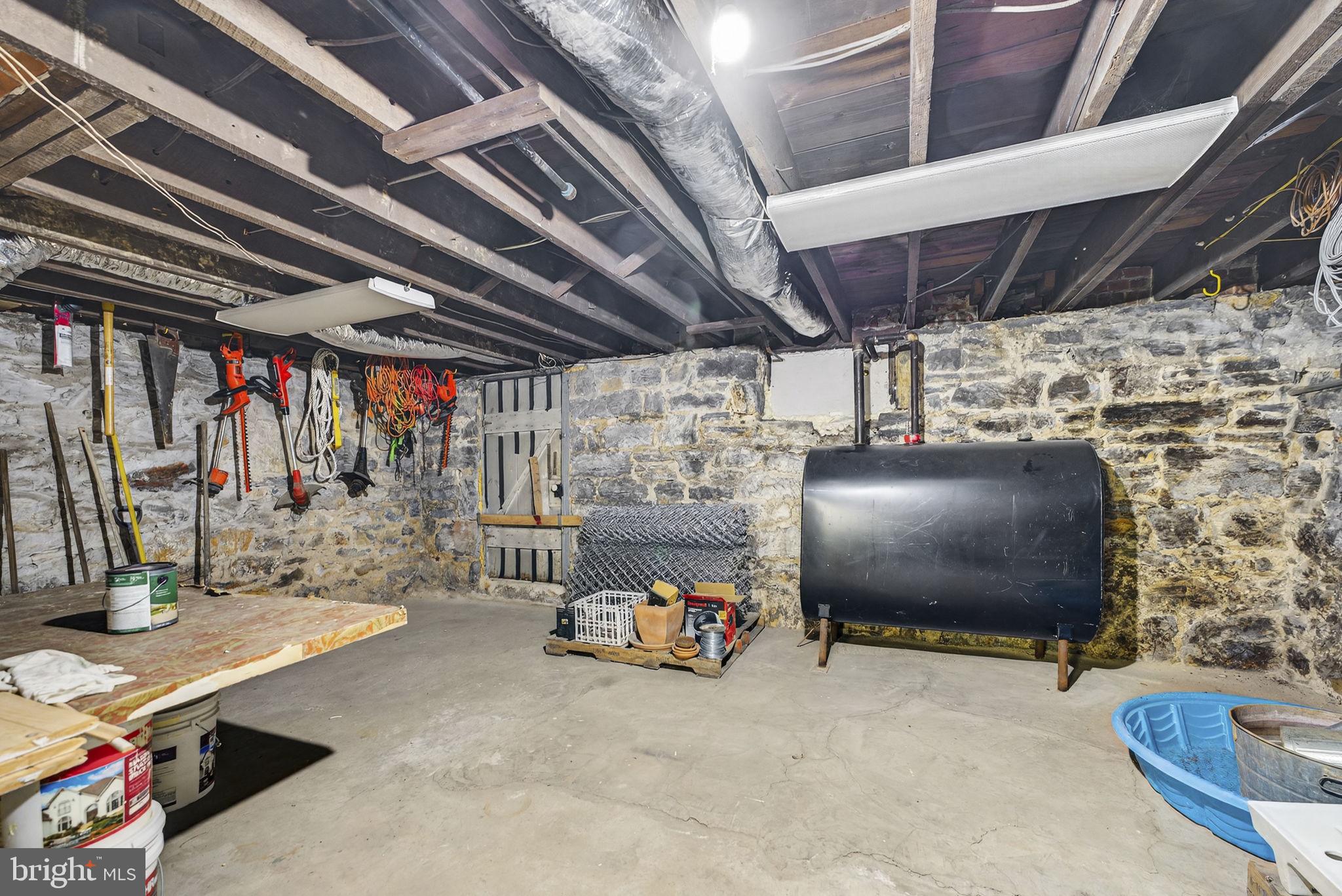 HISTORIC CHARLES TOWN - Residential