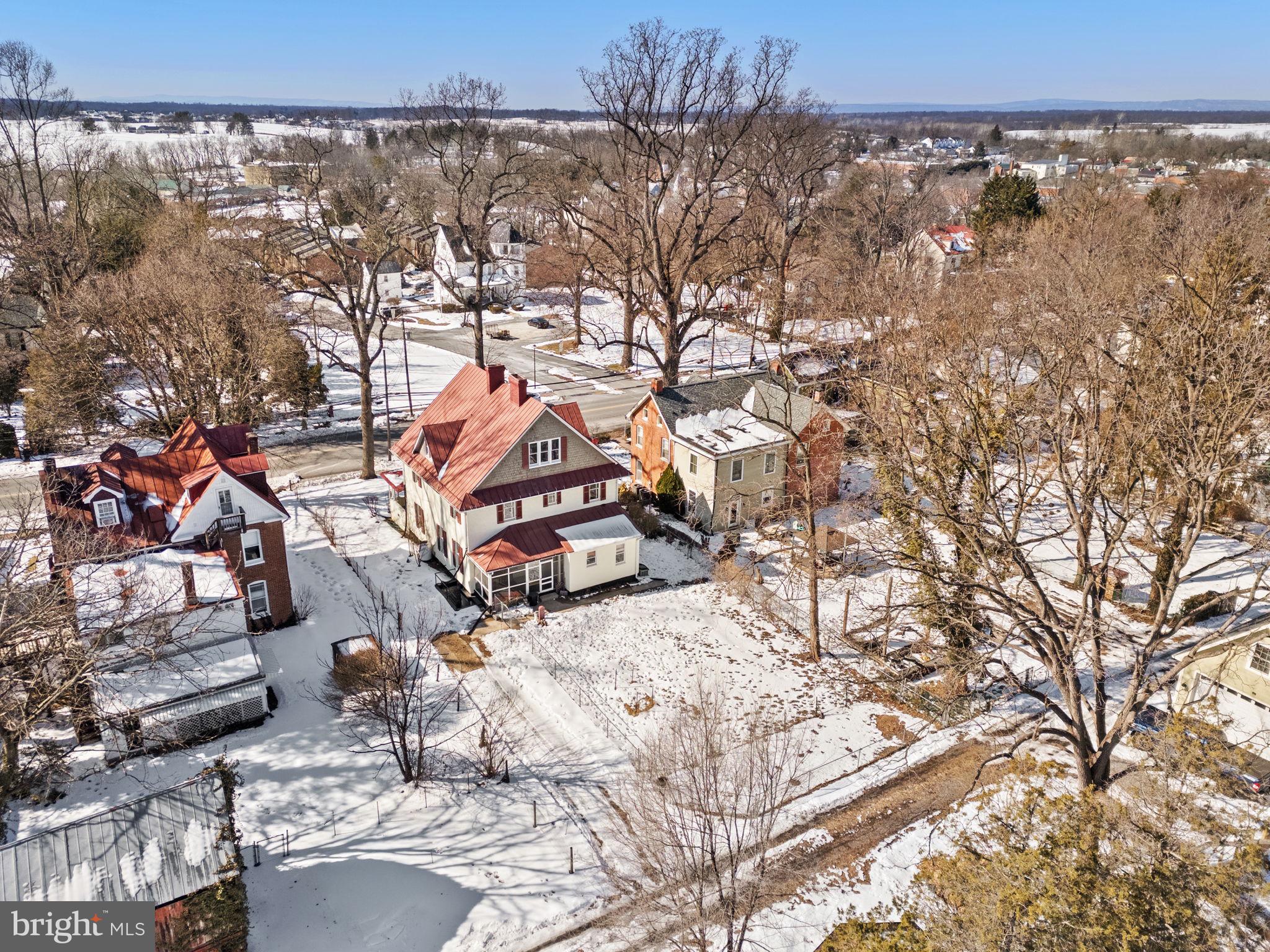 HISTORIC CHARLES TOWN - Residential