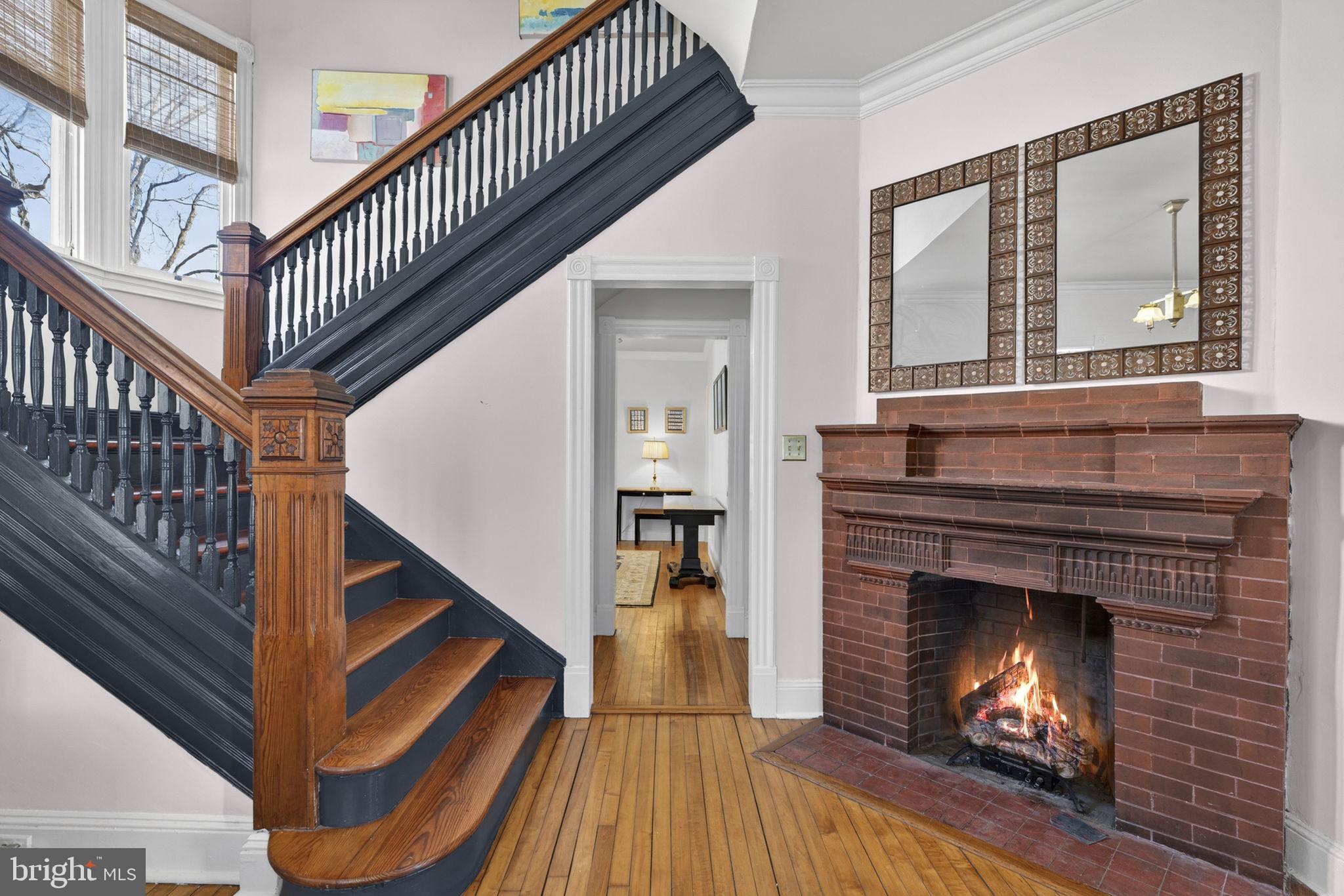 HISTORIC CHARLES TOWN - Residential