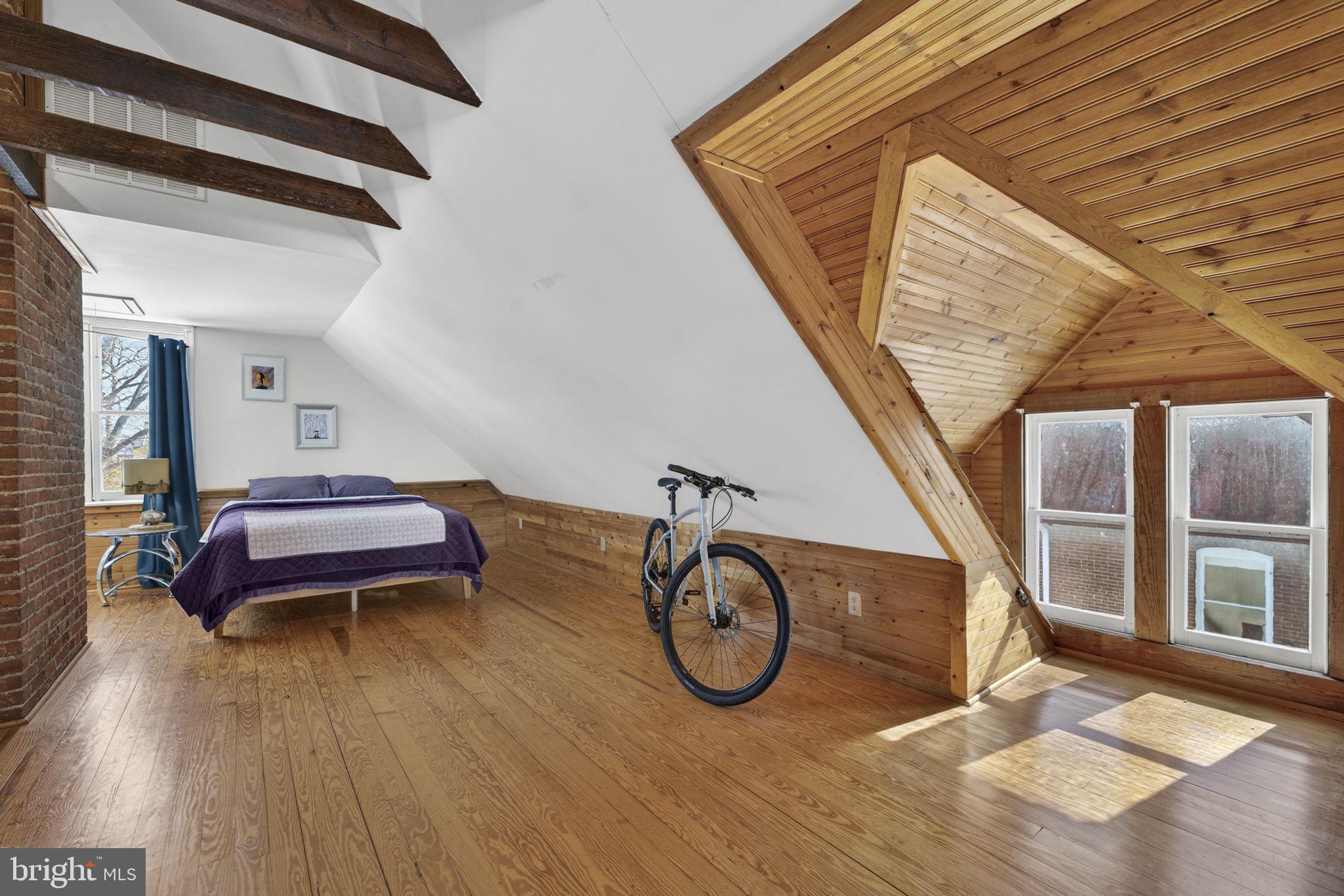 HISTORIC CHARLES TOWN - Residential