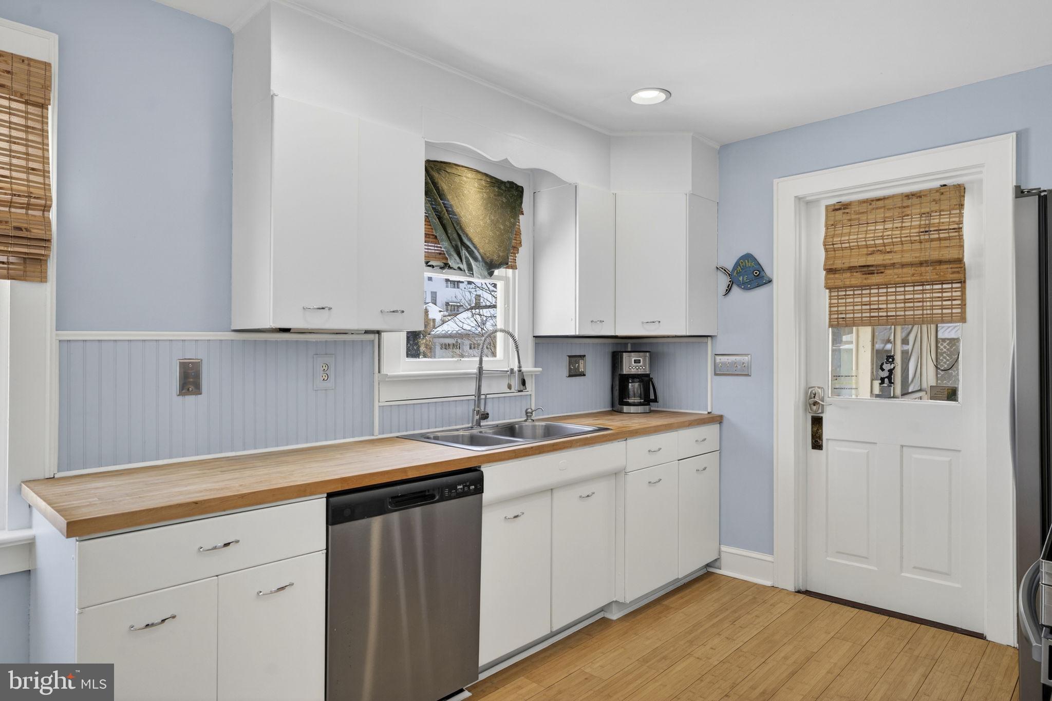 HISTORIC CHARLES TOWN - Residential