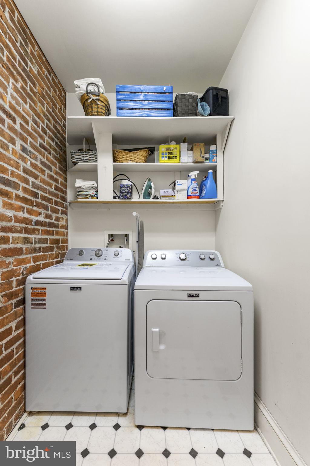 HISTORIC CHARLES TOWN - Residential