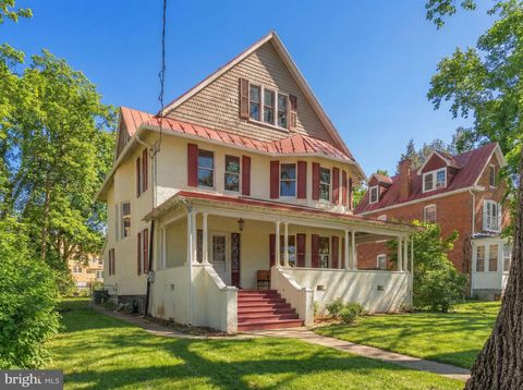 523 S GEORGE STREET CHARLES TOWN WV 25414