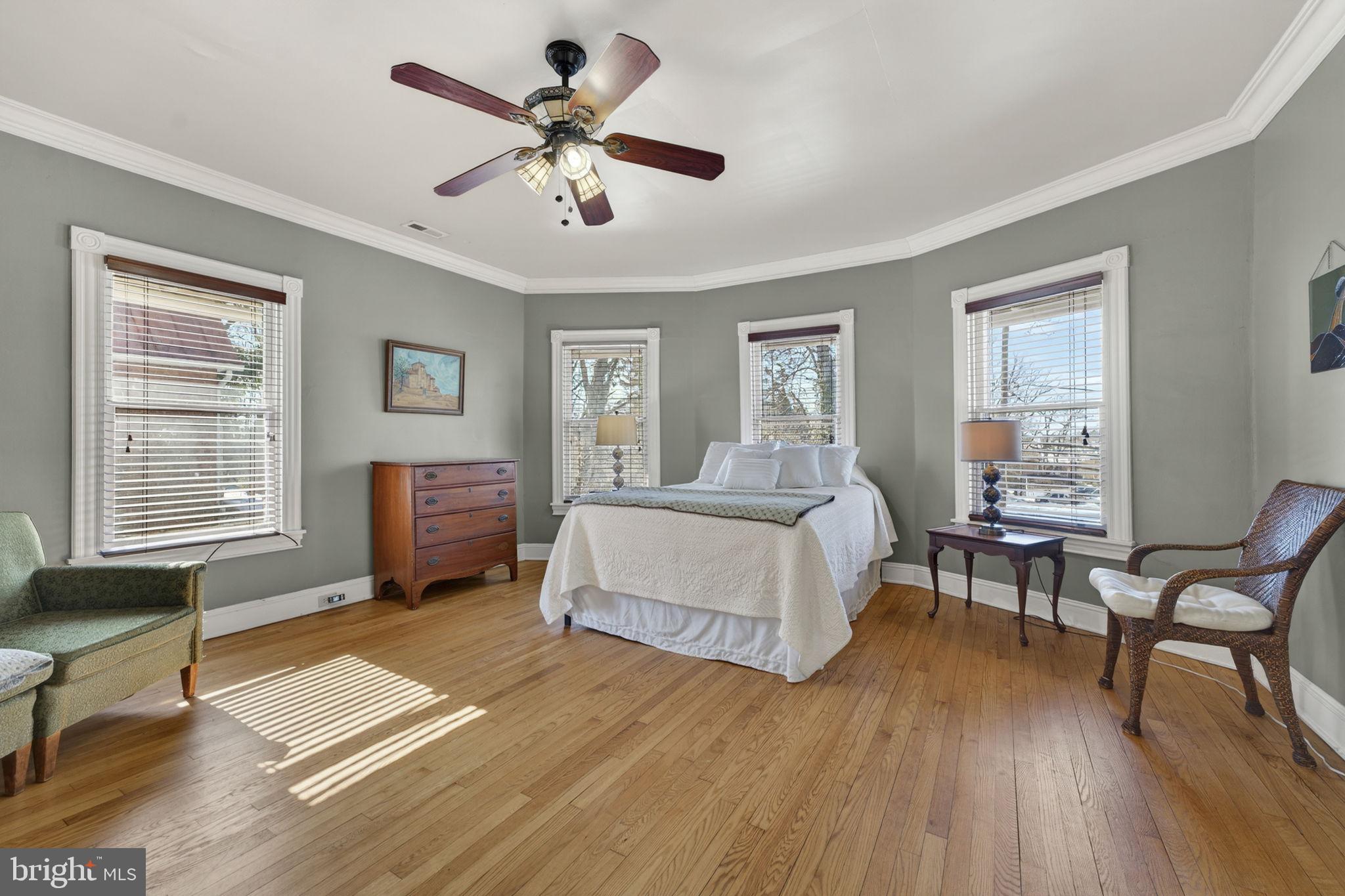 HISTORIC CHARLES TOWN - Residential