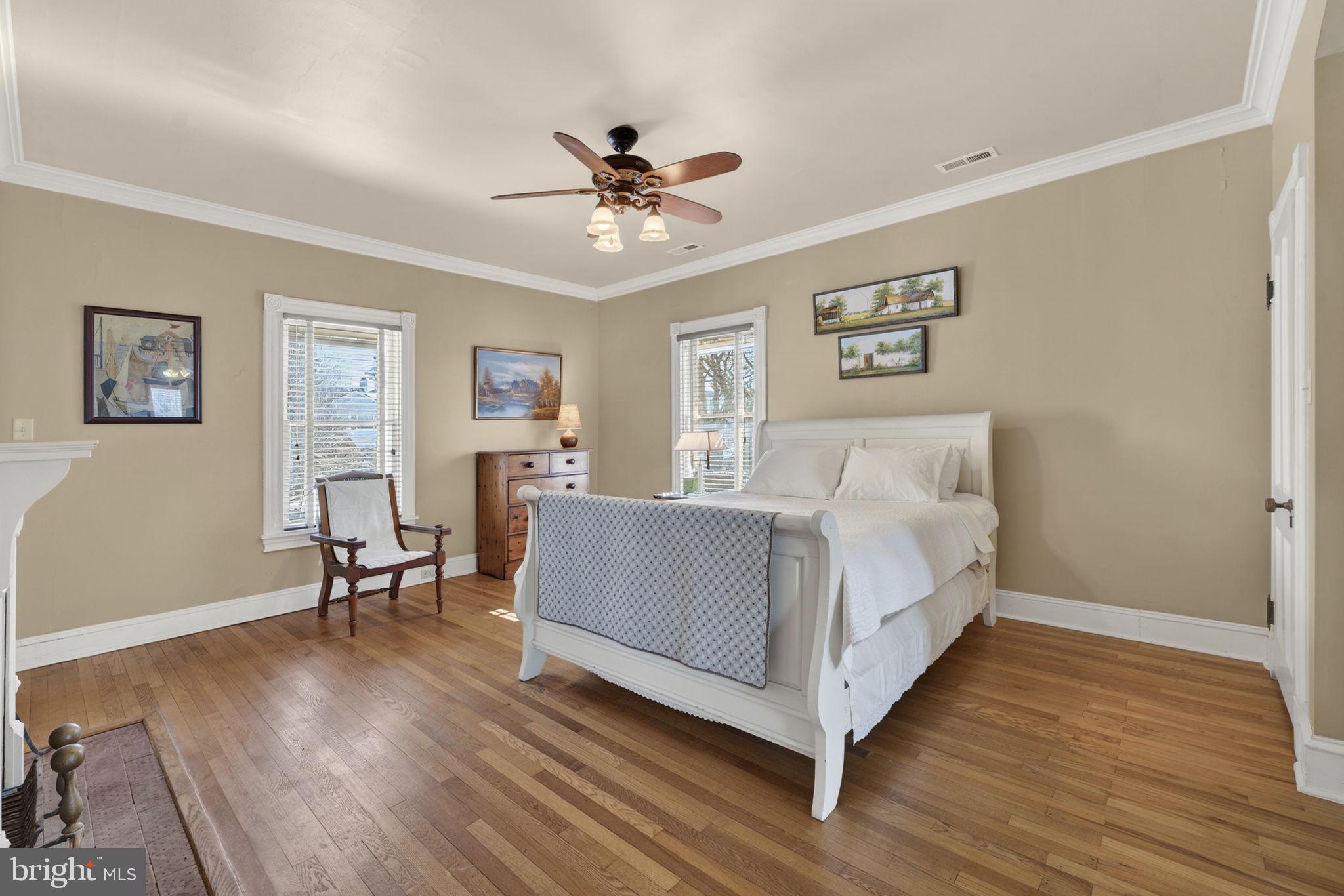 HISTORIC CHARLES TOWN - Residential