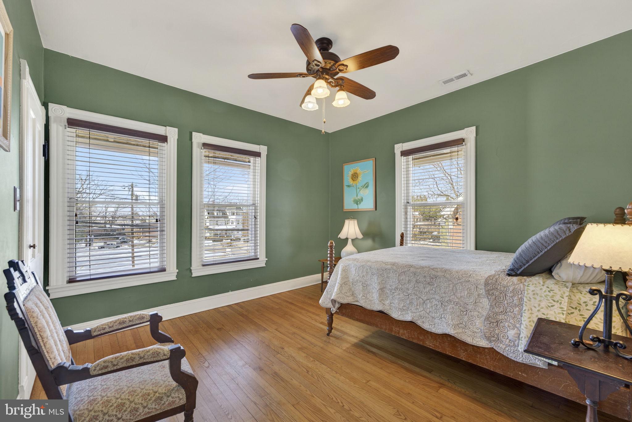 HISTORIC CHARLES TOWN - Residential