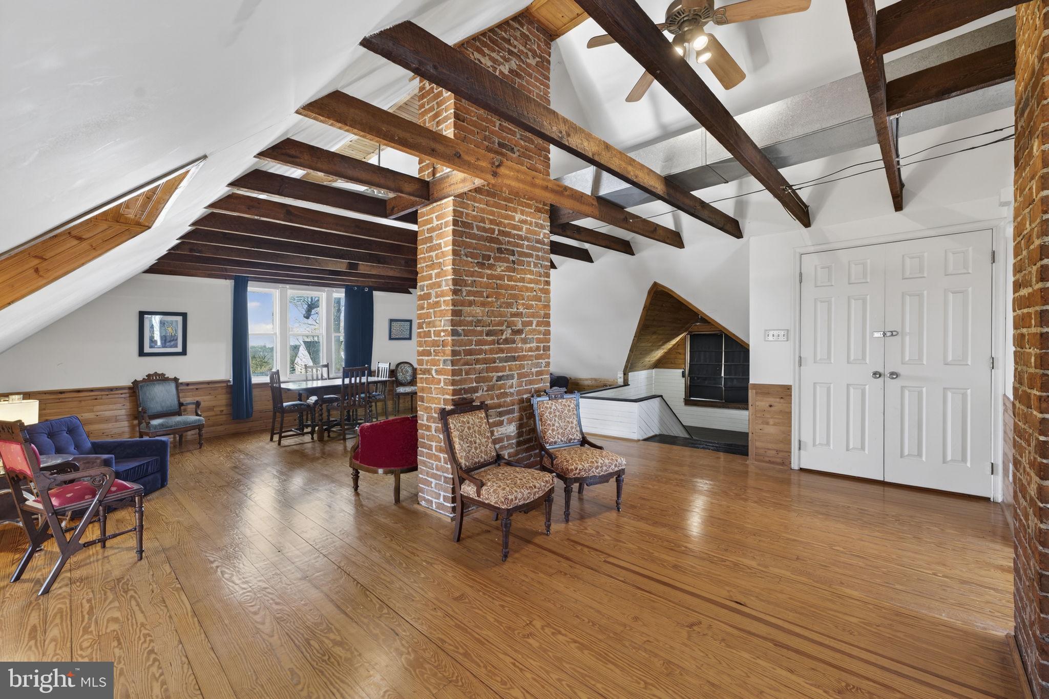 HISTORIC CHARLES TOWN - Residential