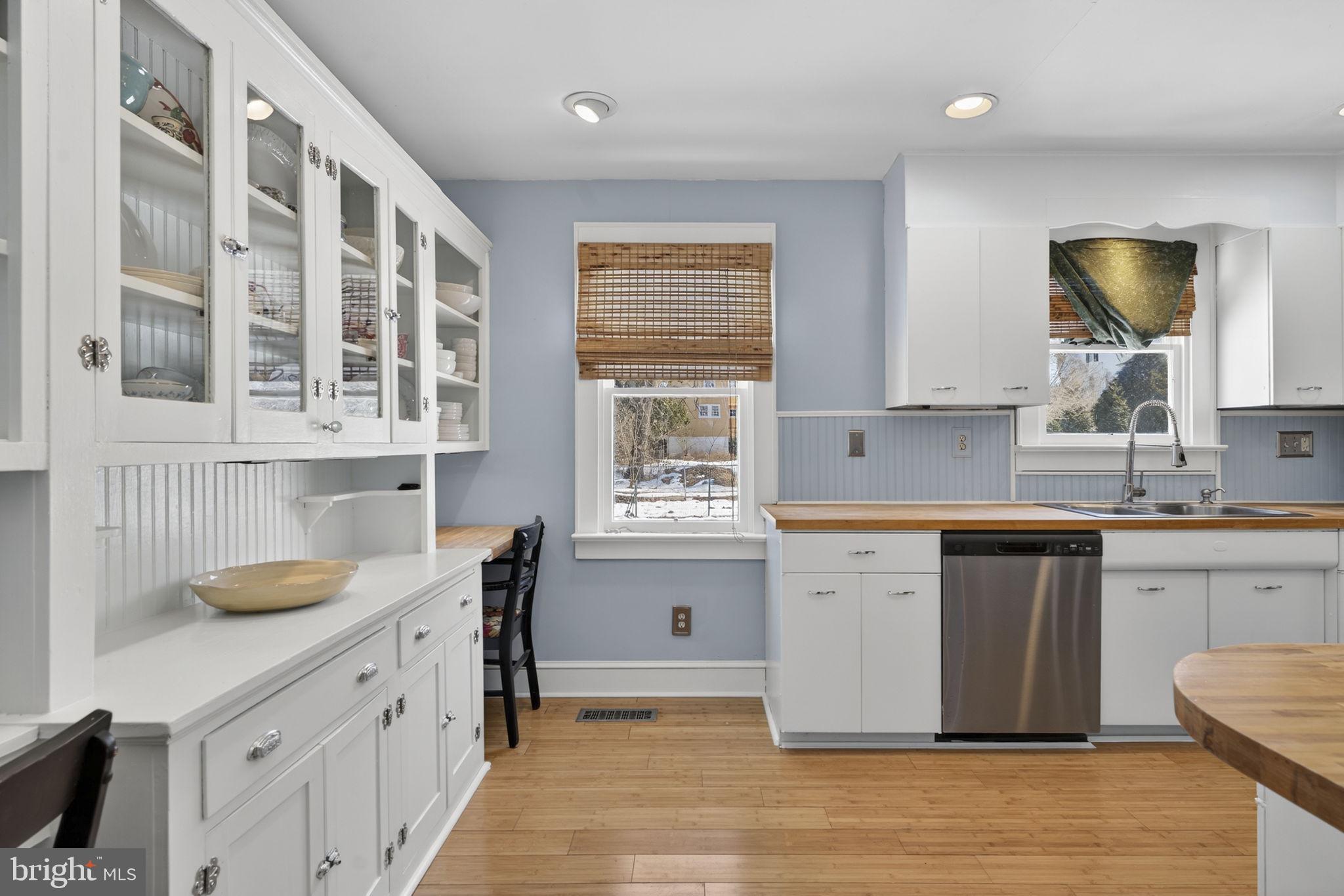 HISTORIC CHARLES TOWN - Residential